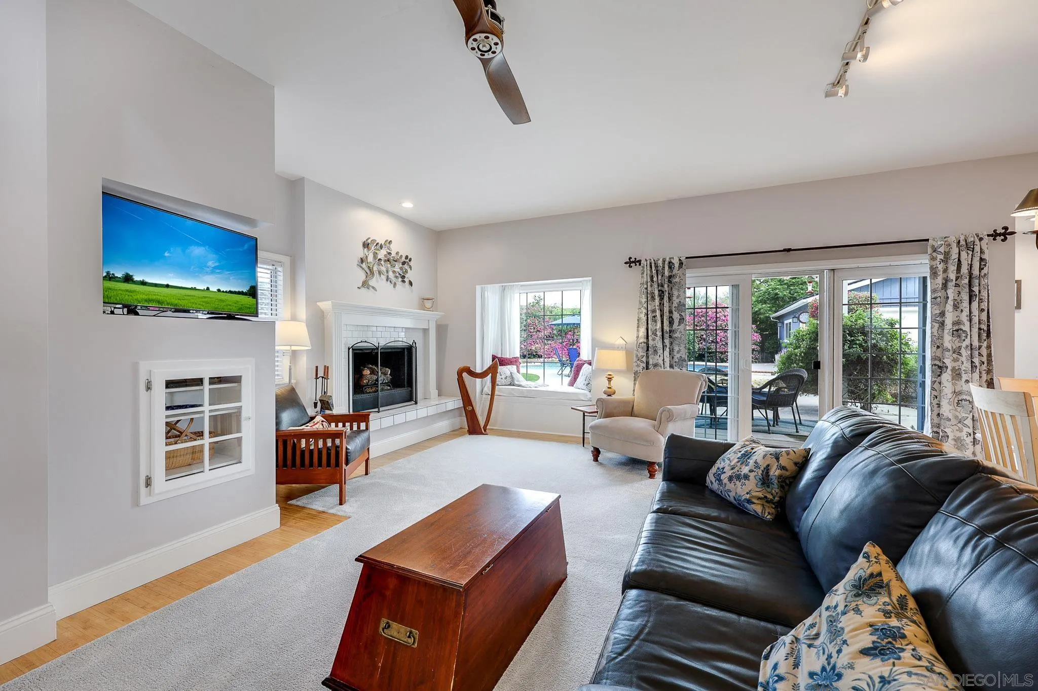 https://cdn.realtyfeed.com/cdn/127/260010481/9ca554023c8b5adccbebd54d0c835c92.webp