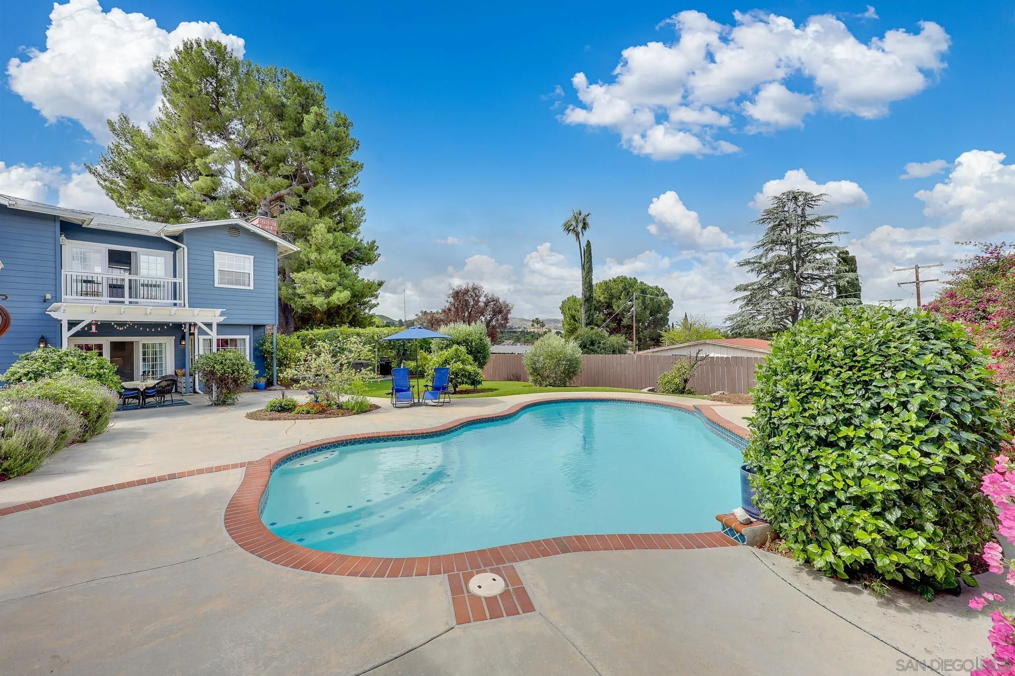 https://cdn.realtyfeed.com/cdn/127/260010481/a4110082c67d69f1773d5863fa84cdb2.webp
