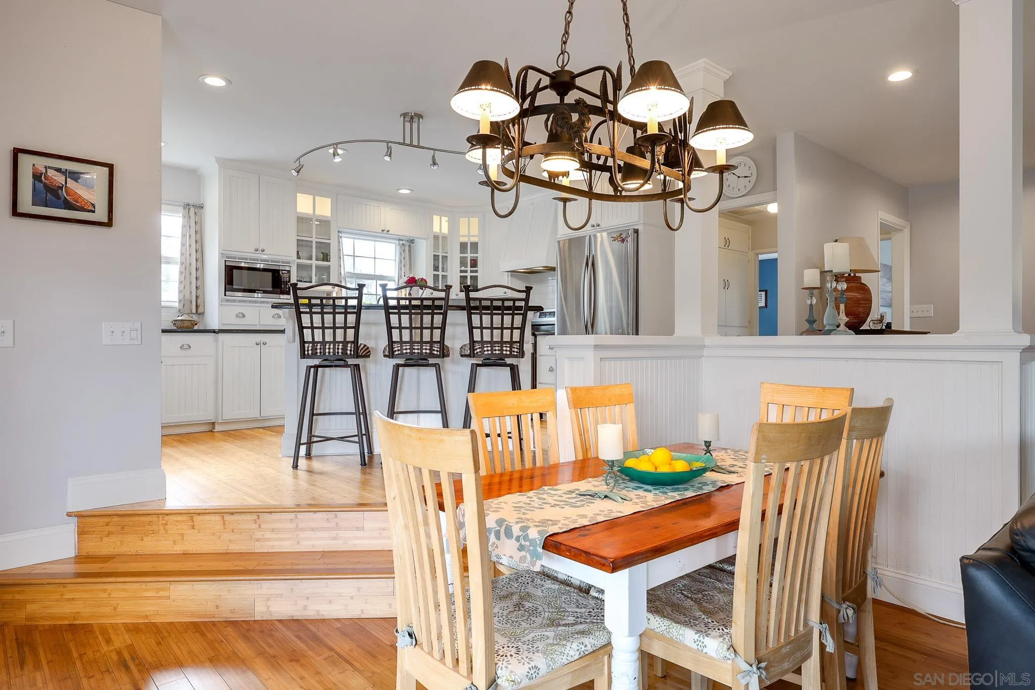 https://cdn.realtyfeed.com/cdn/127/260010481/d542f0aeaf215cdd6d1723a3da0f271b.webp