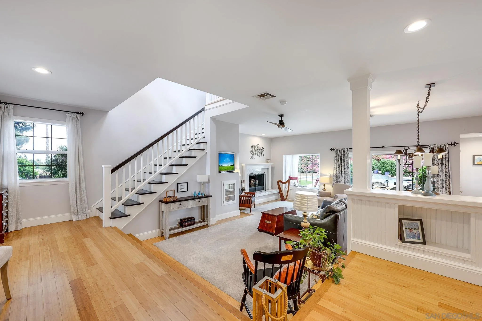 https://cdn.realtyfeed.com/cdn/127/260010481/f264bb9f30b3507f9fc9d05ef2354978.webp