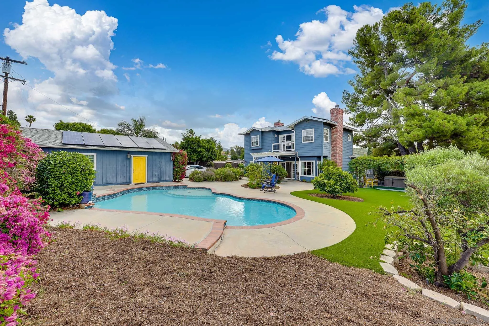 https://cdn.realtyfeed.com/cdn/127/260010481/f938b14c8003bbe9baaebeedf8ce0ca5.webp
