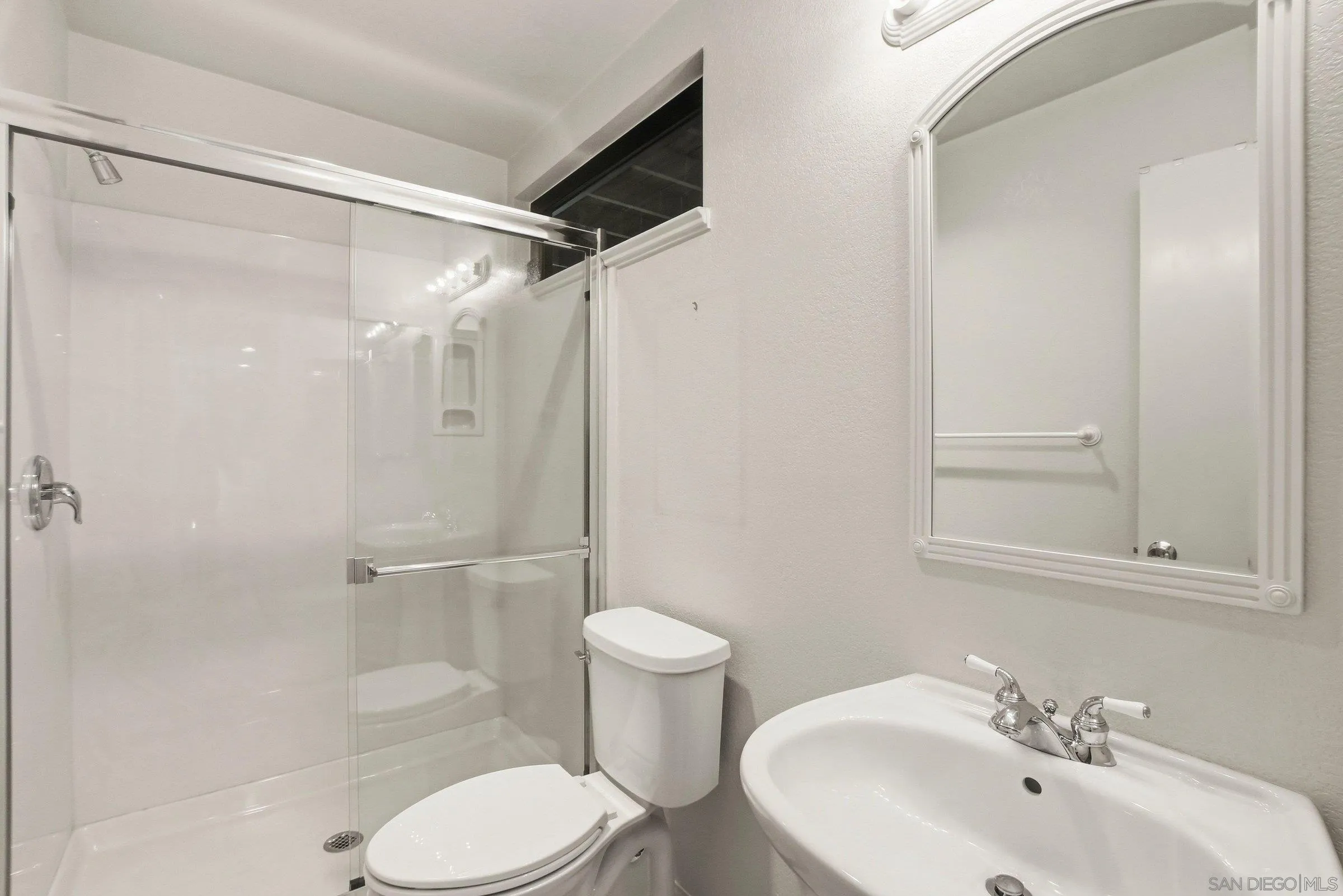 Photo #24: 260010487 Listing: Photo #24