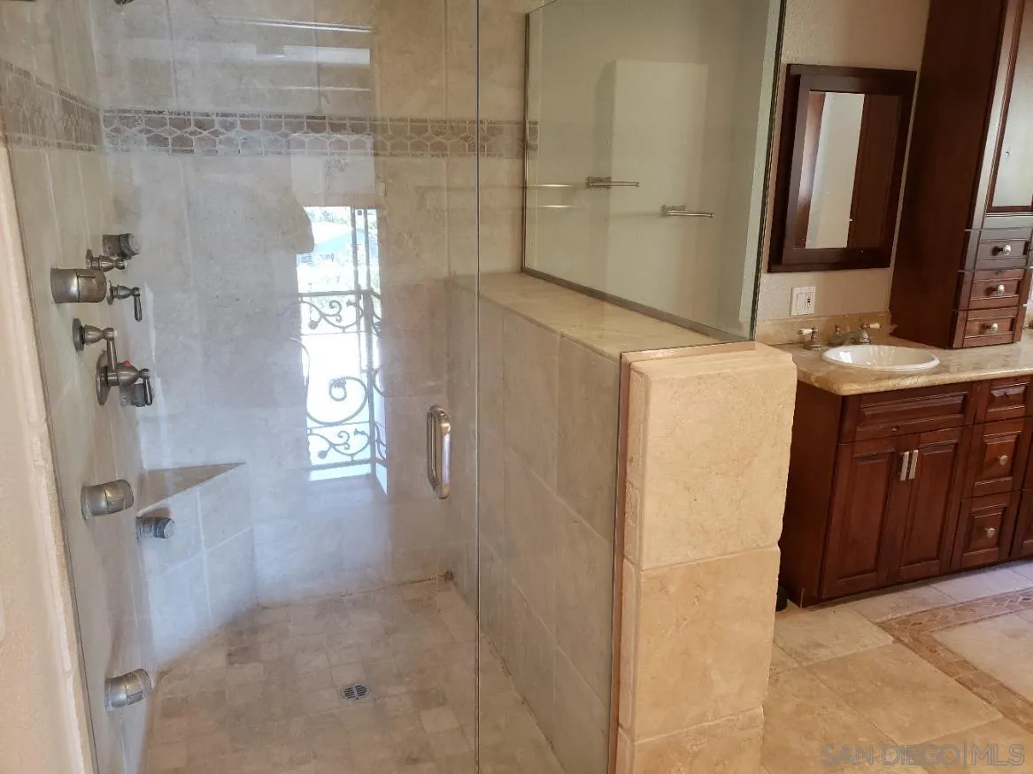 https://cdn.realtyfeed.com/cdn/127/260010492/0a0b92c74c2adb590c944ee3be6a7fb6.webp