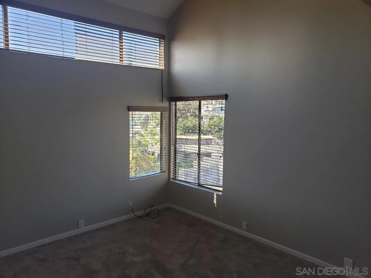 https://cdn.realtyfeed.com/cdn/127/260010492/a71c2f09f53269f40206f18e53680187.webp