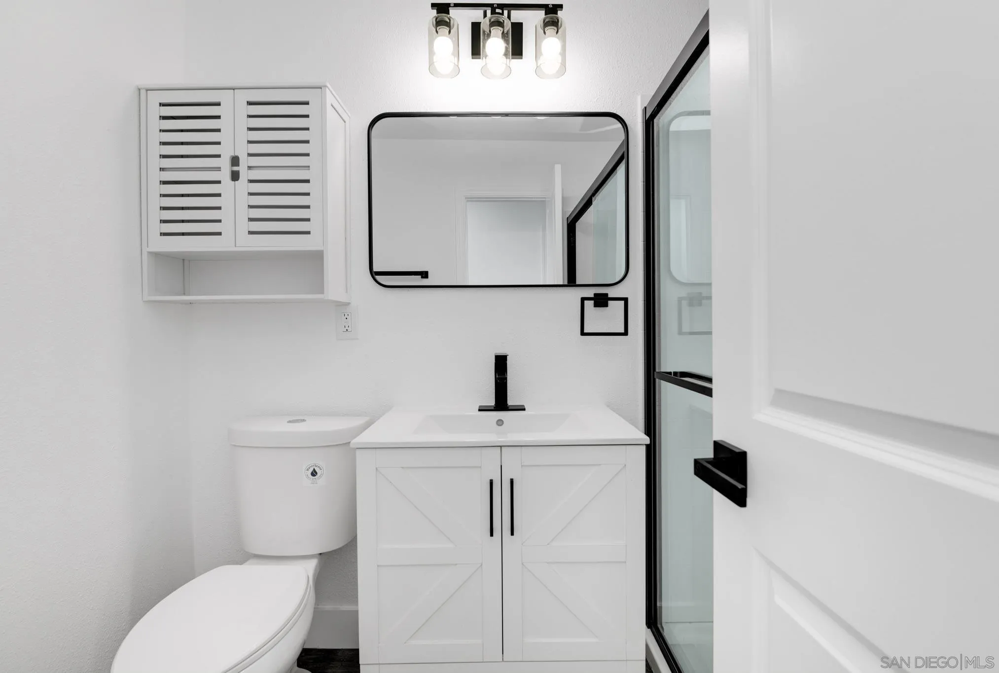 https://cdn.realtyfeed.com/cdn/127/260010493/211a1bc45be9d640a1e4ec438a32f433.webp