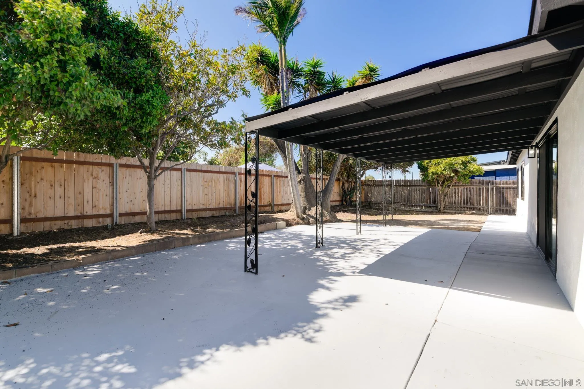 https://cdn.realtyfeed.com/cdn/127/260010493/5da613d269a44bfe0dfc24c58f12e373.webp
