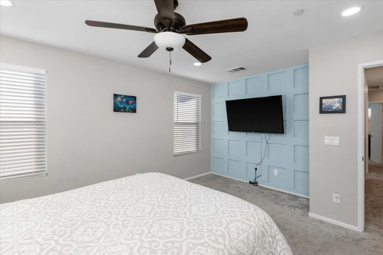 https://cdn.realtyfeed.com/cdn/127/260010494/86bb995034a3a643b8aeb60b51c56e15.webp