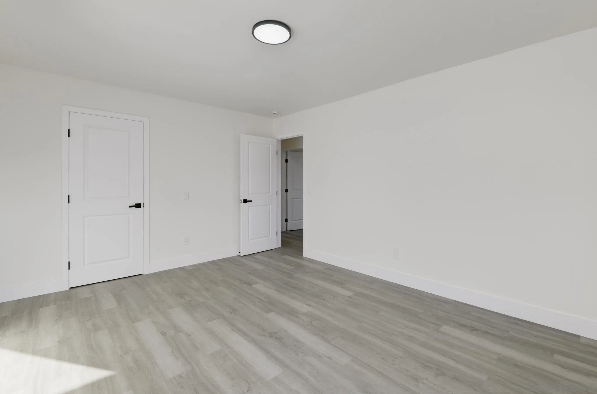 https://cdn.realtyfeed.com/cdn/127/260010495/591ab5ff2fd67c71a1e1e3ff65481025.webp