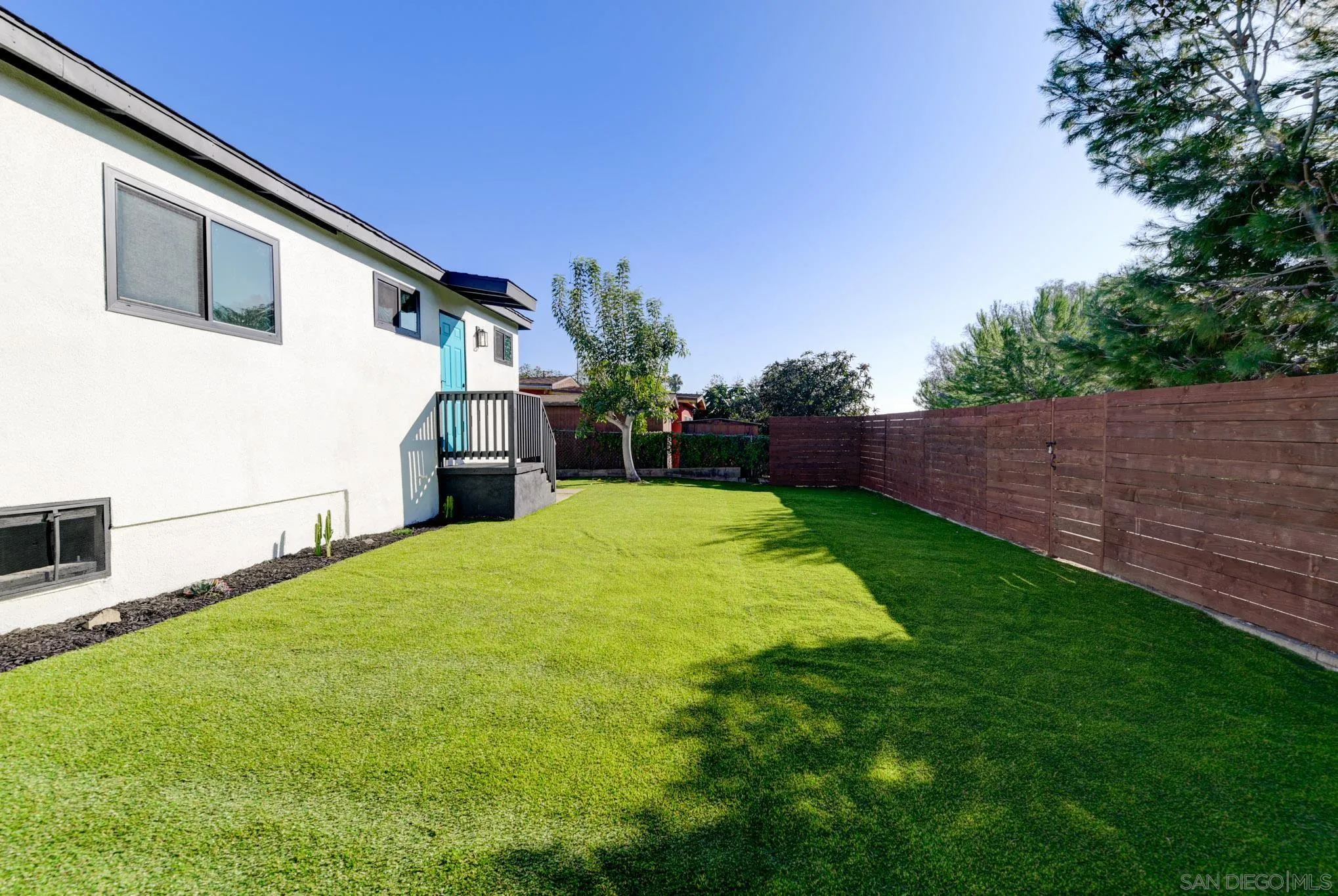https://cdn.realtyfeed.com/cdn/127/260010495/fb4b25149f9ae8a4d1f55b5bcfa3755f.webp