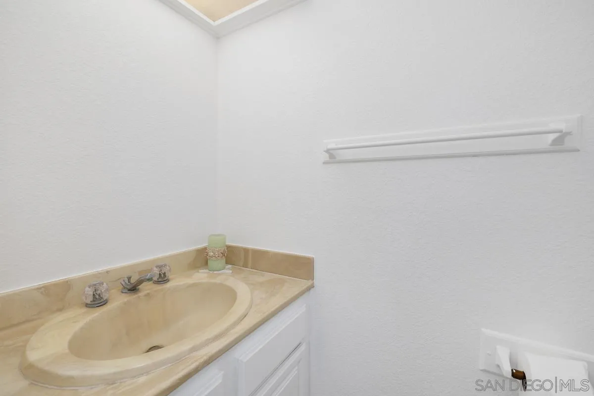 Photo #36: 260010496 Listing: Photo #36