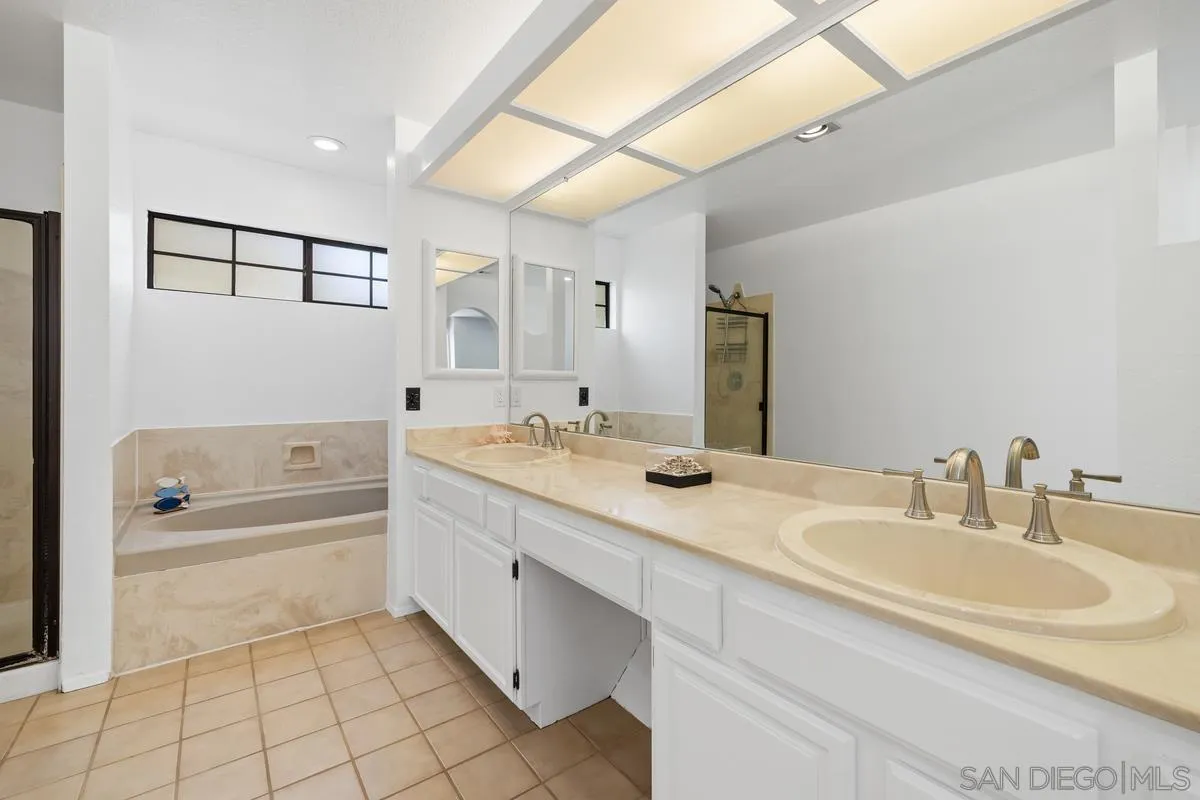 Photo #17: 260010496 Listing: Photo #17