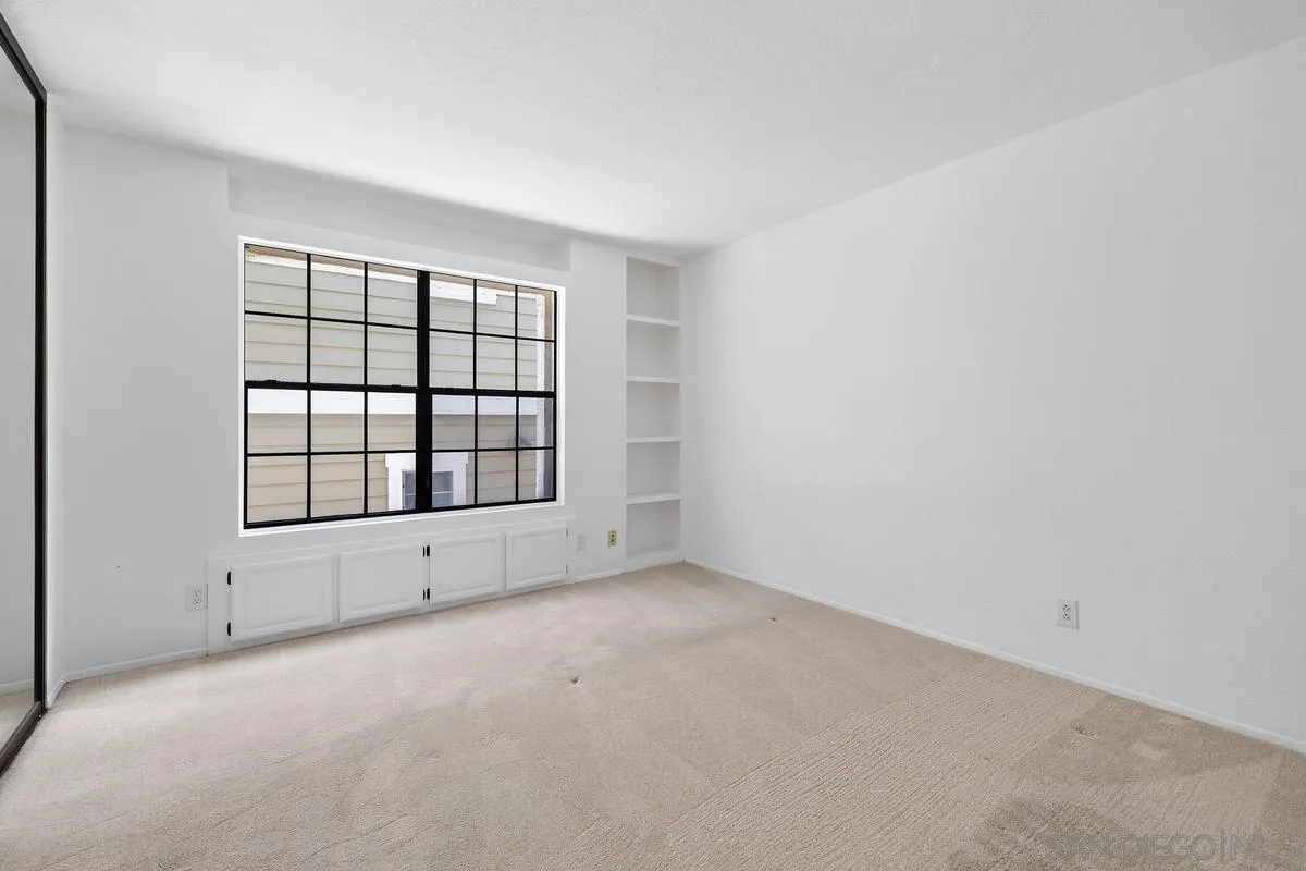 Photo #6: 260010496 Listing: Photo #6