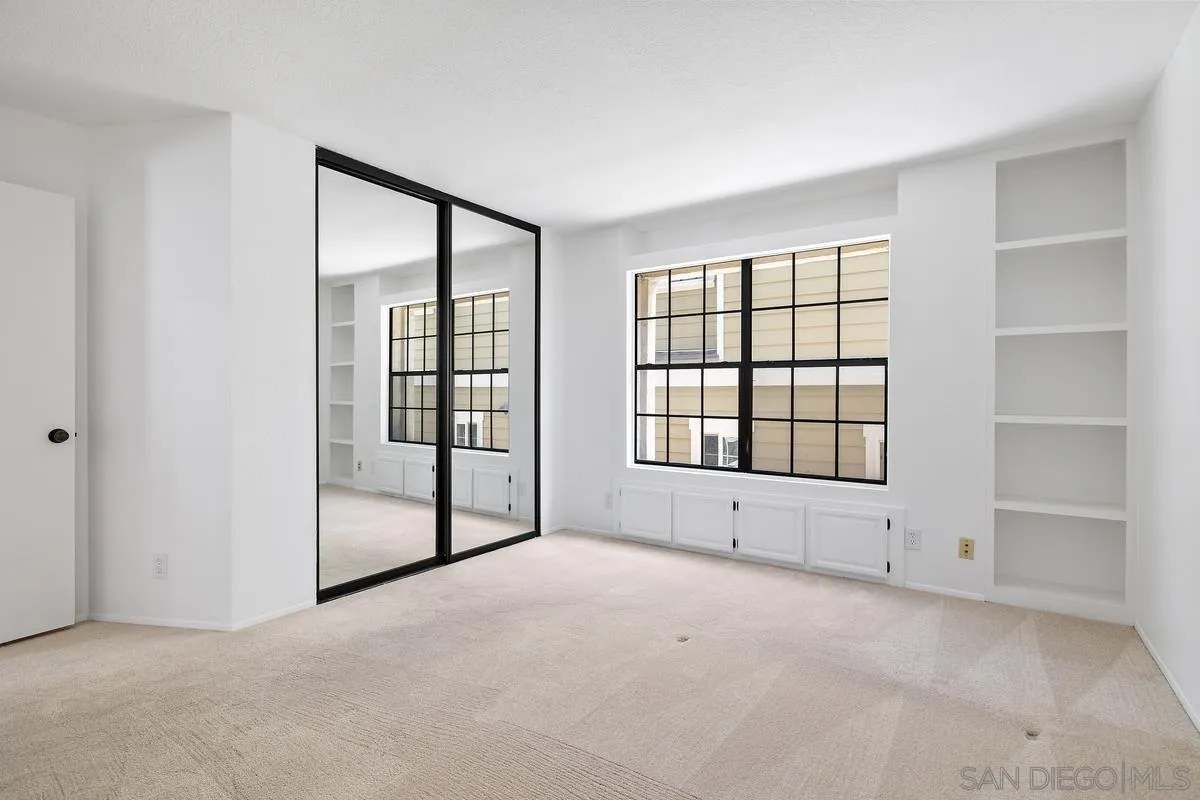 Photo #8: 260010496 Listing: Photo #8