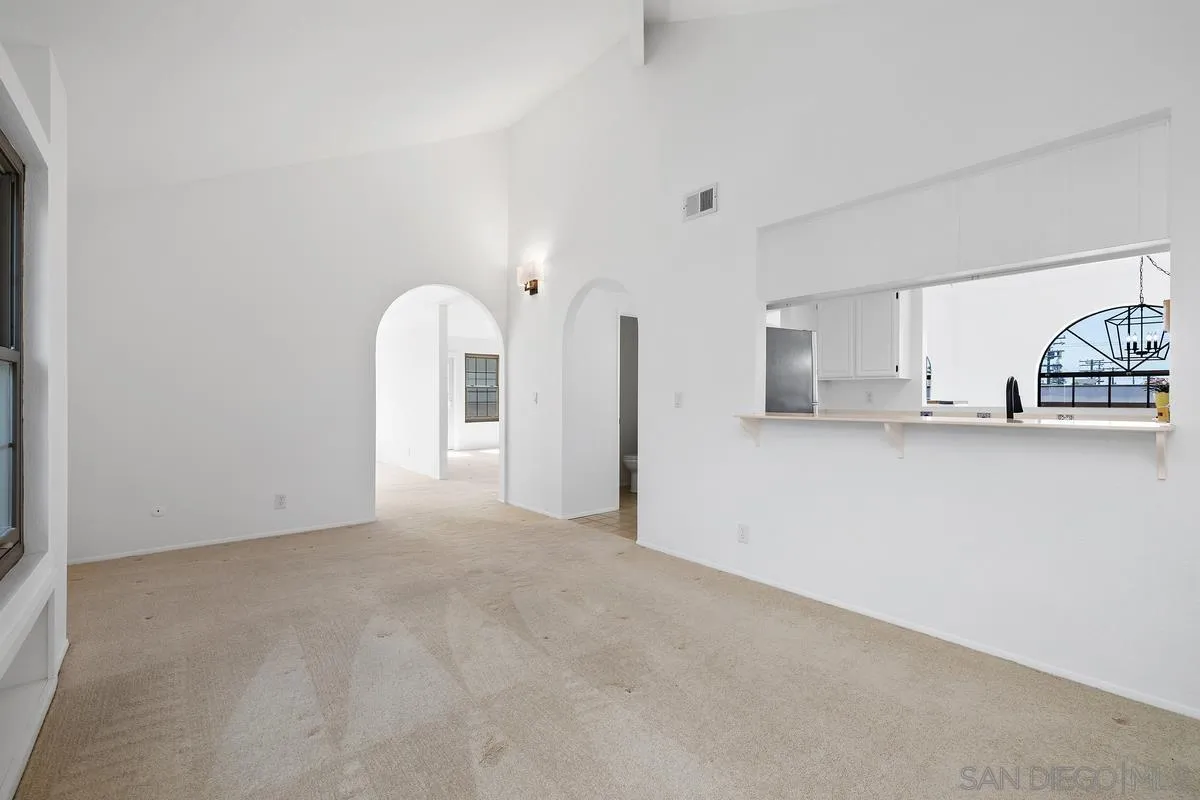 Photo #12: 260010496 Listing: Photo #12