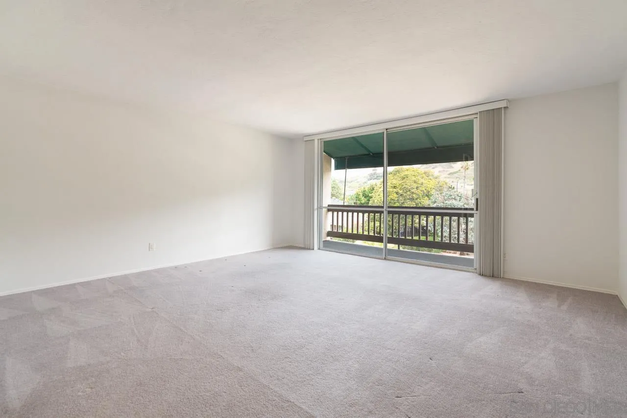 Photo #4: 260010499 Listing: Photo #4