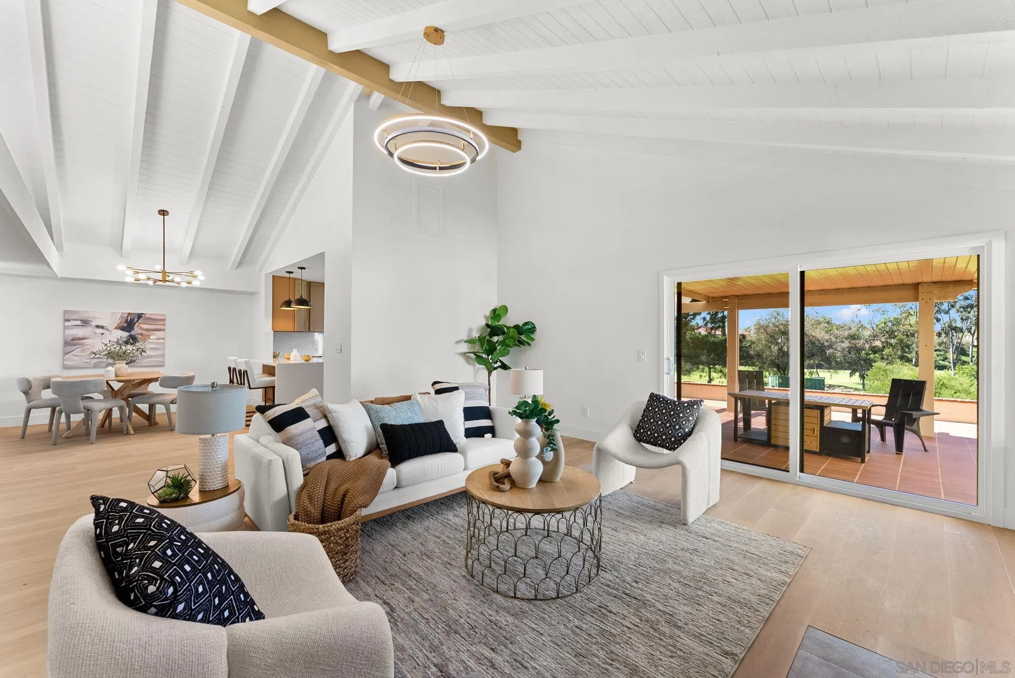https://cdn.realtyfeed.com/cdn/127/260010500/21b605f4e6e0d2952771a94aa9d8734c.webp