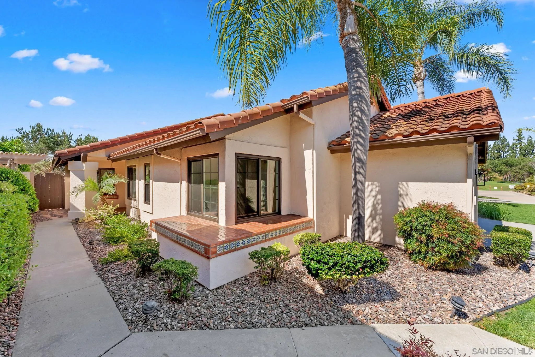https://cdn.realtyfeed.com/cdn/127/260010500/3b9f6bbd542afde20f90a6f5603f251c.webp