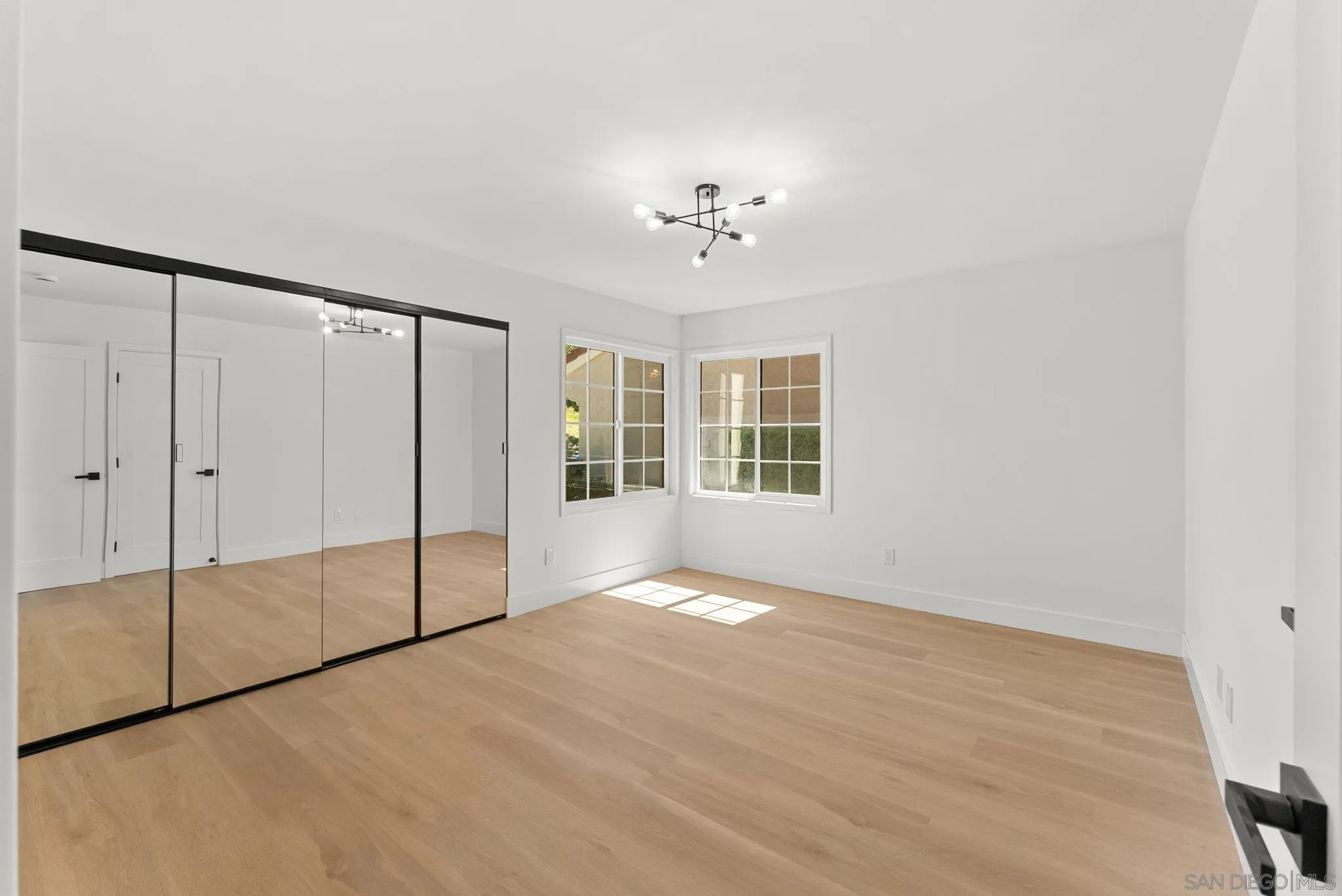 https://cdn.realtyfeed.com/cdn/127/260010500/84742ba59d960e68ff49d37a7666a842.webp