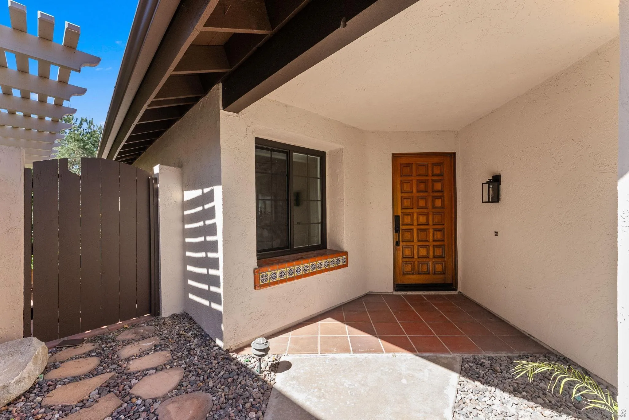 https://cdn.realtyfeed.com/cdn/127/260010500/8c751149e3002af27f10f61ab3fa9629.webp