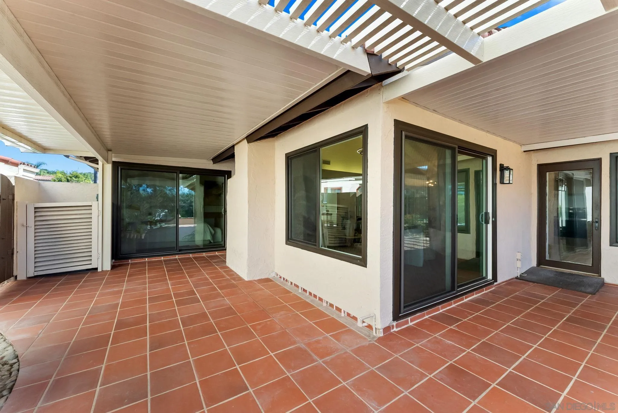 https://cdn.realtyfeed.com/cdn/127/260010500/bf3ded6fb5deec6cdf6e2a0130e88529.webp