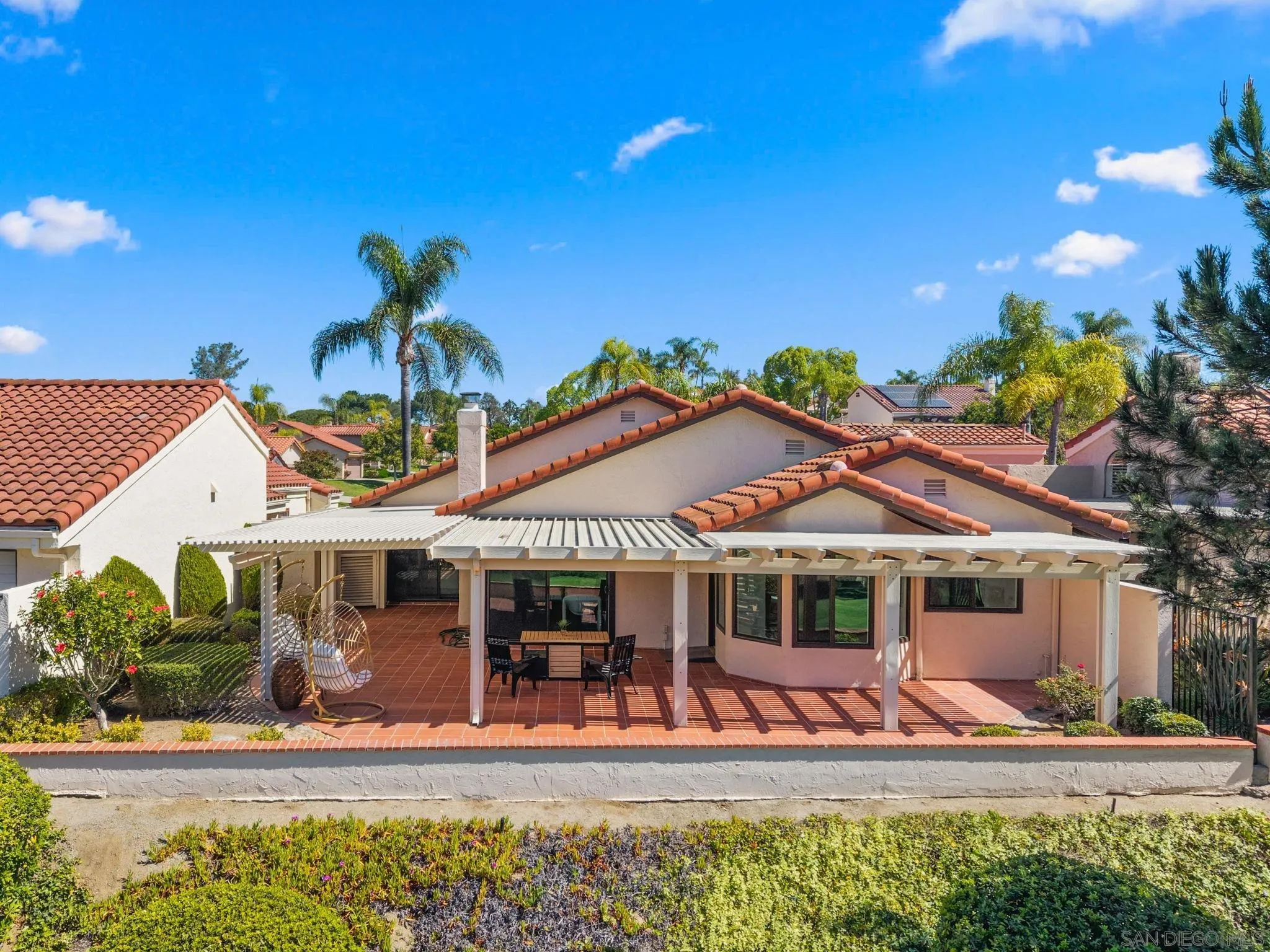 https://cdn.realtyfeed.com/cdn/127/260010500/cf2dbdbd87241a7fdf335d3b7e25b83f.webp