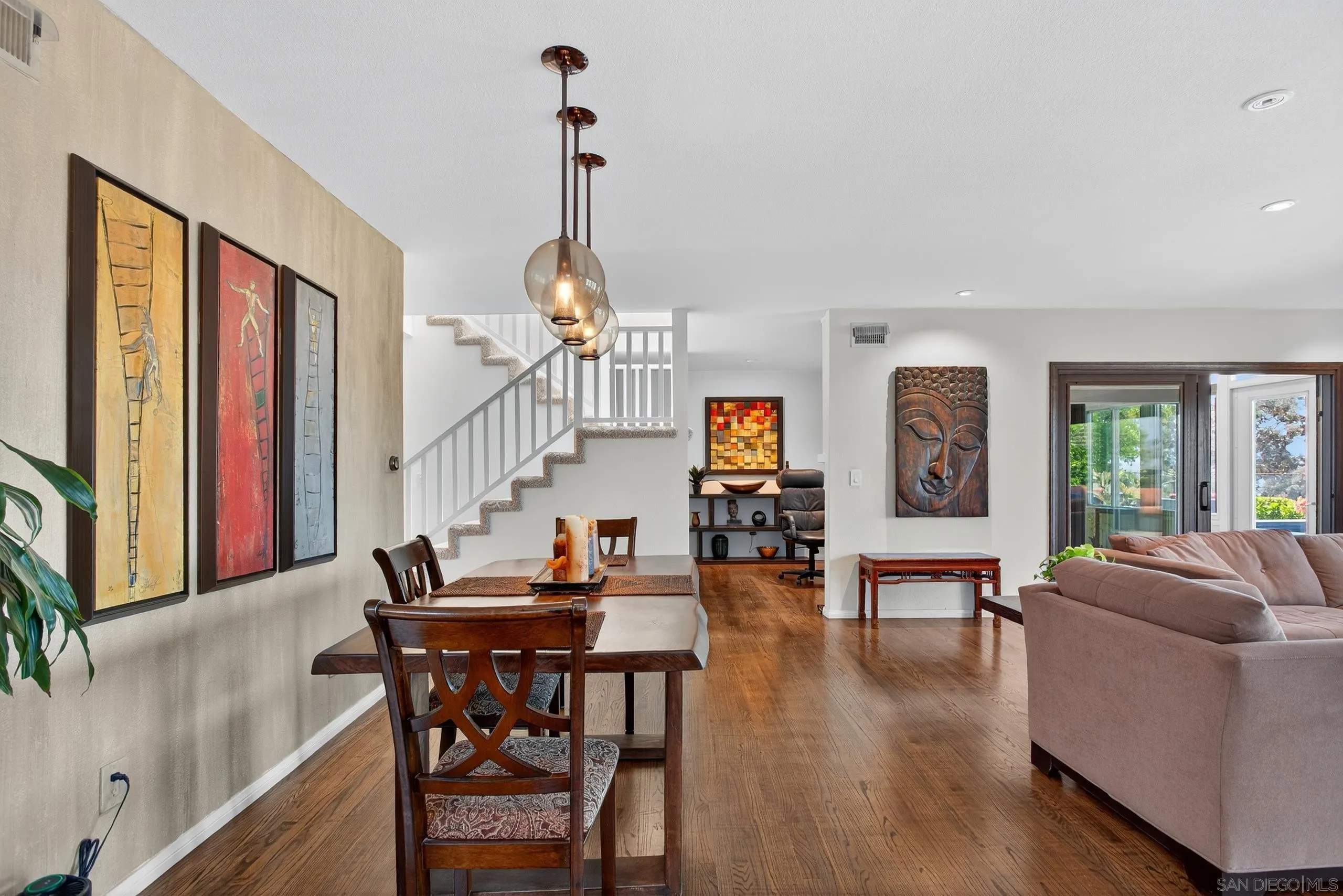 https://cdn.realtyfeed.com/cdn/127/260010502/157dd1a22ef2774c218a641a2b7f1049.webp