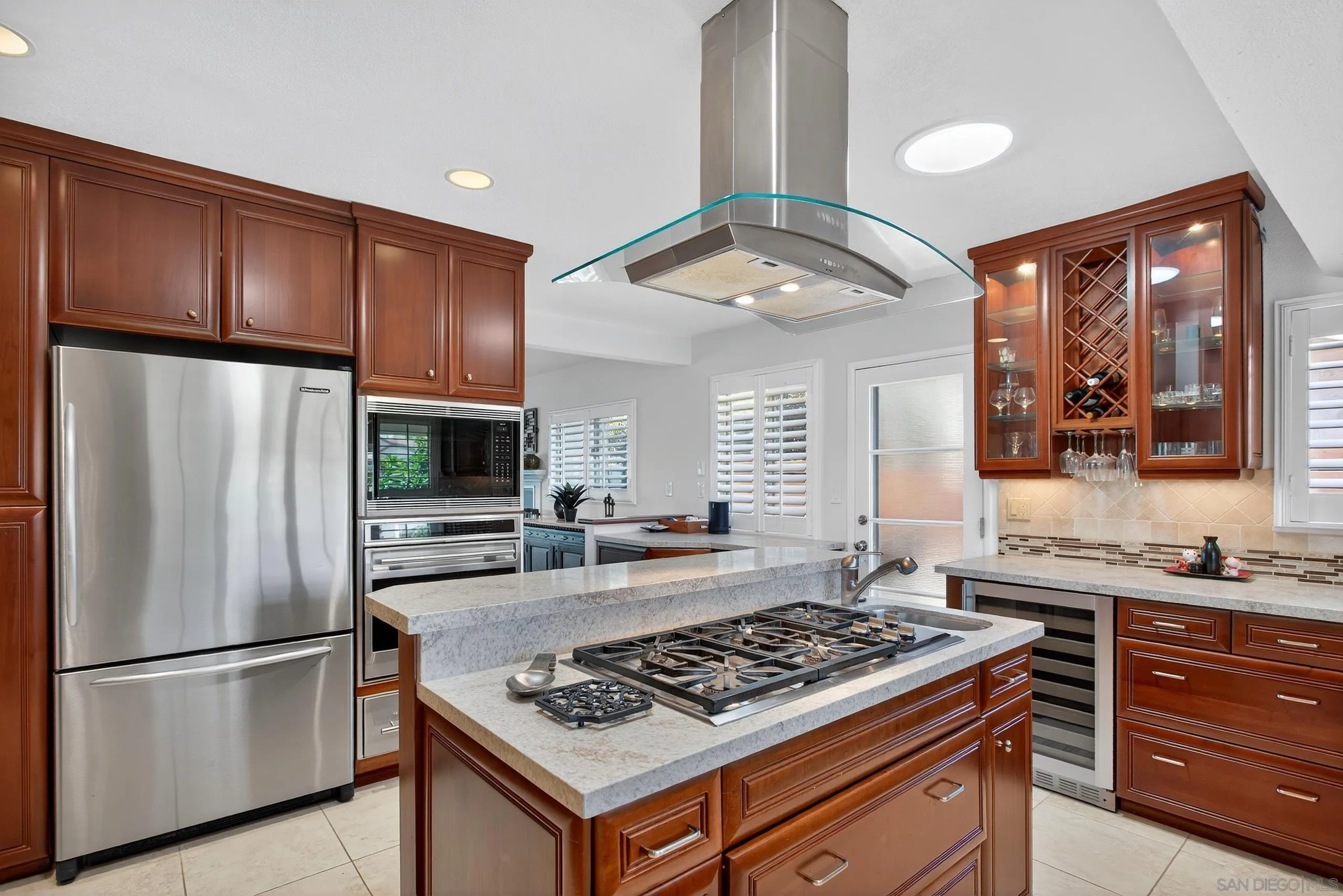 https://cdn.realtyfeed.com/cdn/127/260010502/23a42bf85e652553c24c4b75fe5ab148.webp