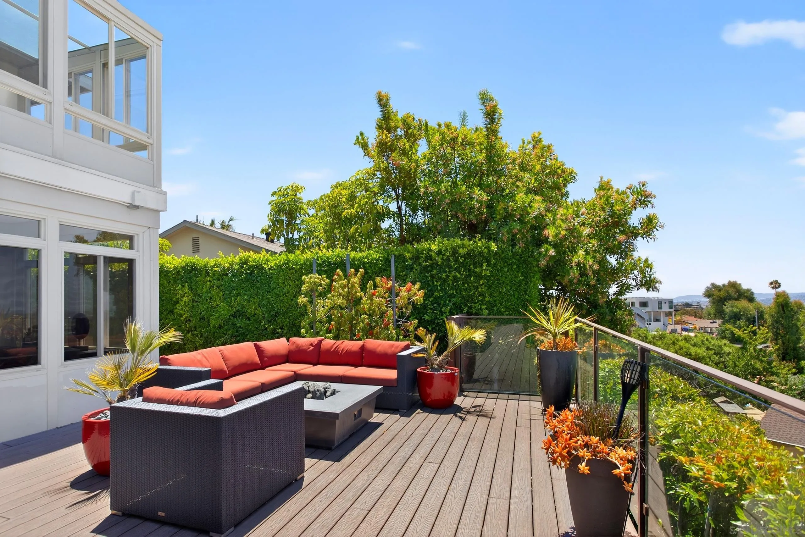 https://cdn.realtyfeed.com/cdn/127/260010502/57f7ccff3459928e476b690c391f242d.webp