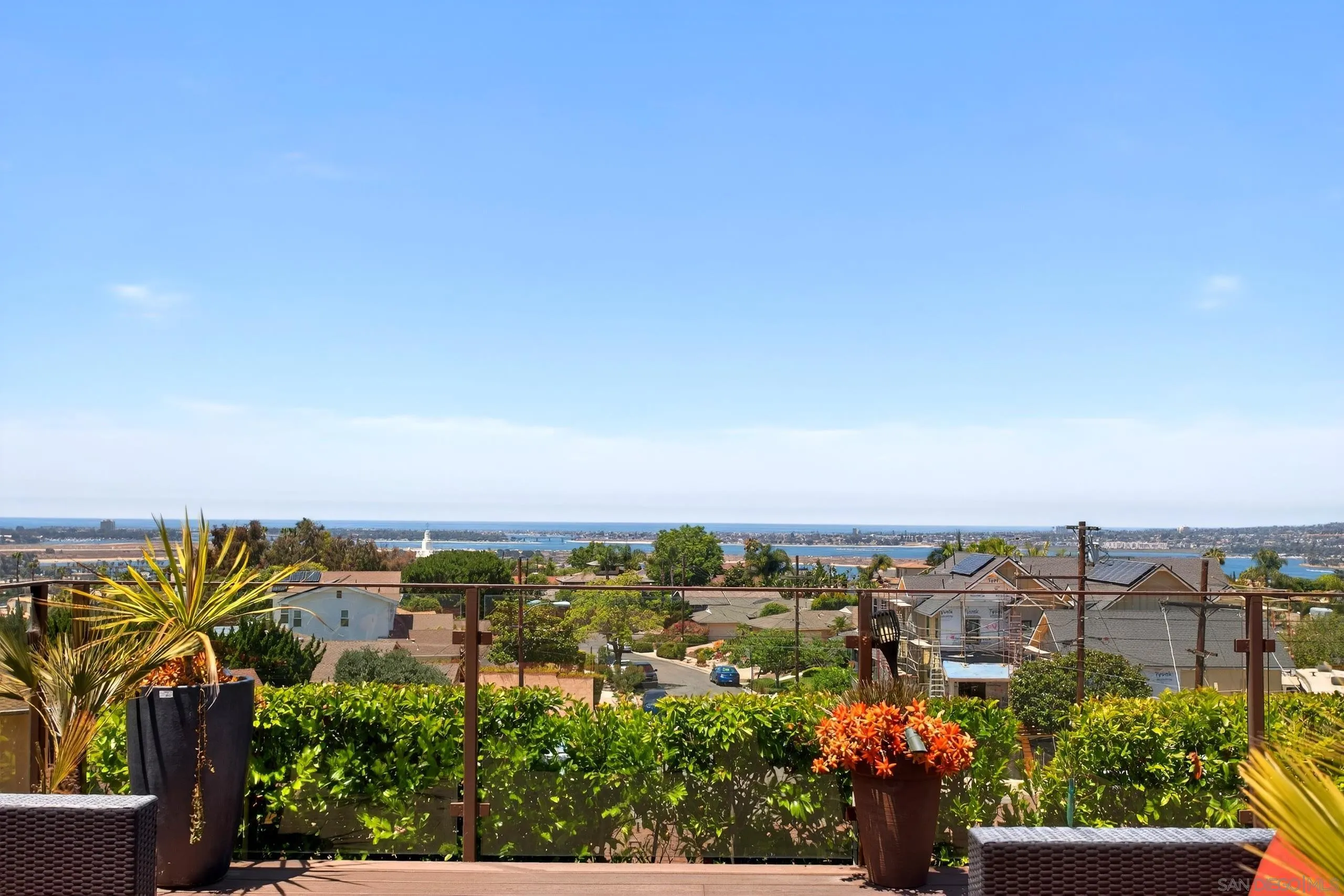 https://cdn.realtyfeed.com/cdn/127/260010502/d5c3786f2b393c9aa9d20baceca61dc8.webp