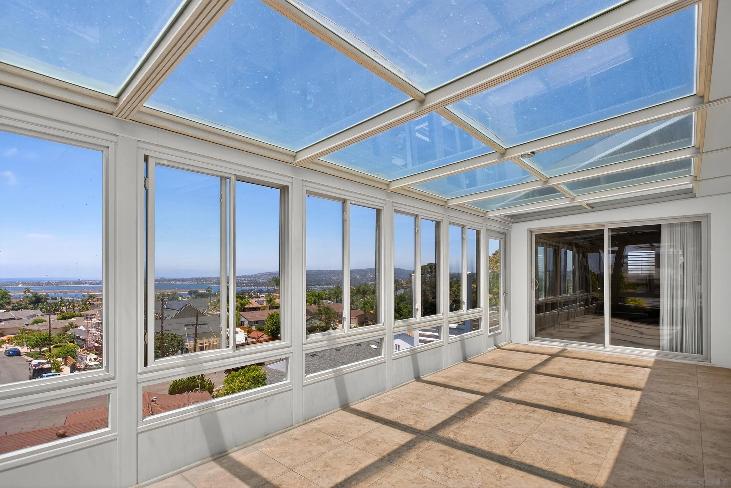 https://cdn.realtyfeed.com/cdn/127/260010502/ee9507a49874d23b6800048060bd4db5.webp
