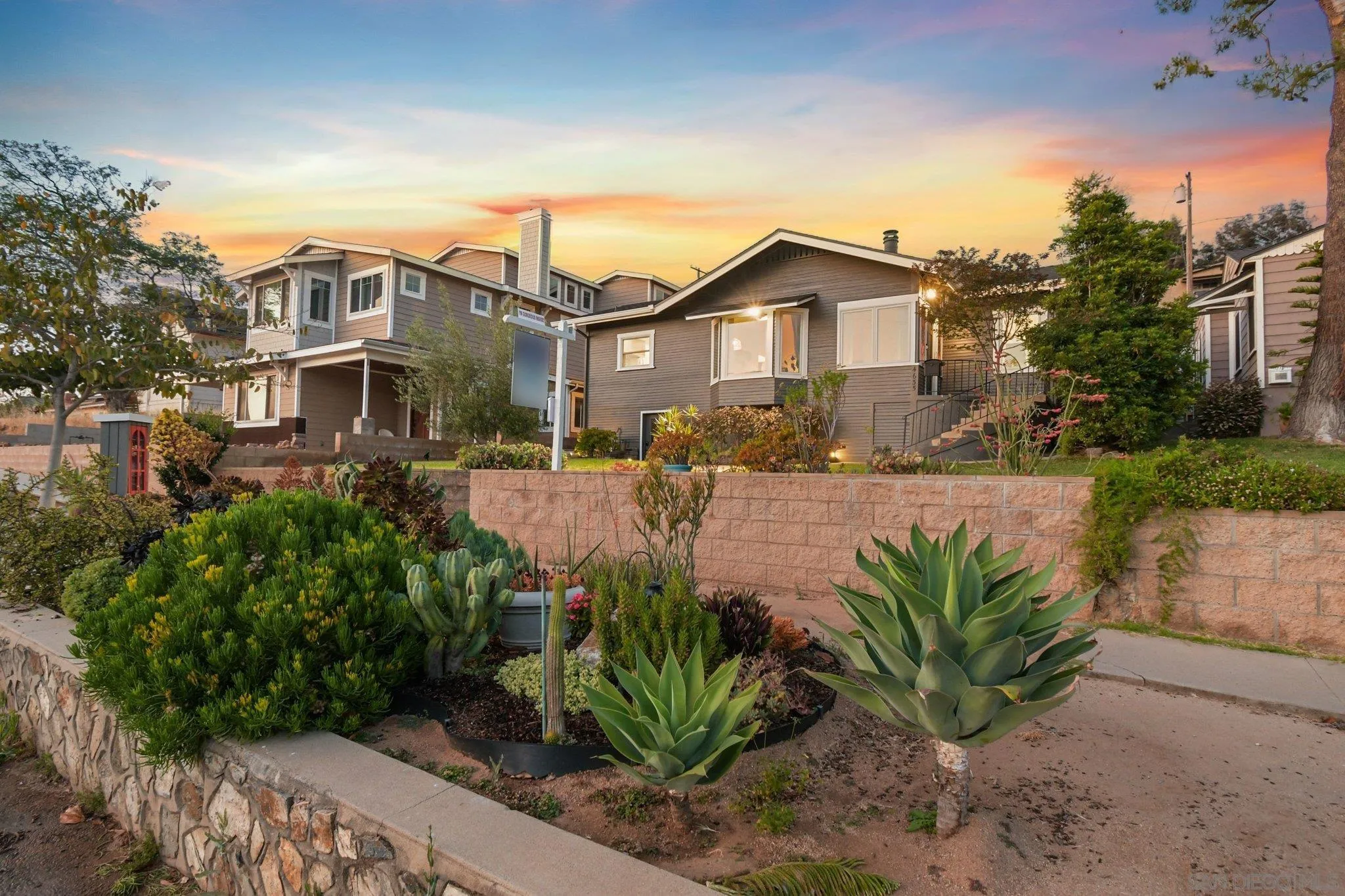 https://cdn.realtyfeed.com/cdn/127/260010509/d8663871ea0d46410a197d476dde0ecc.webp