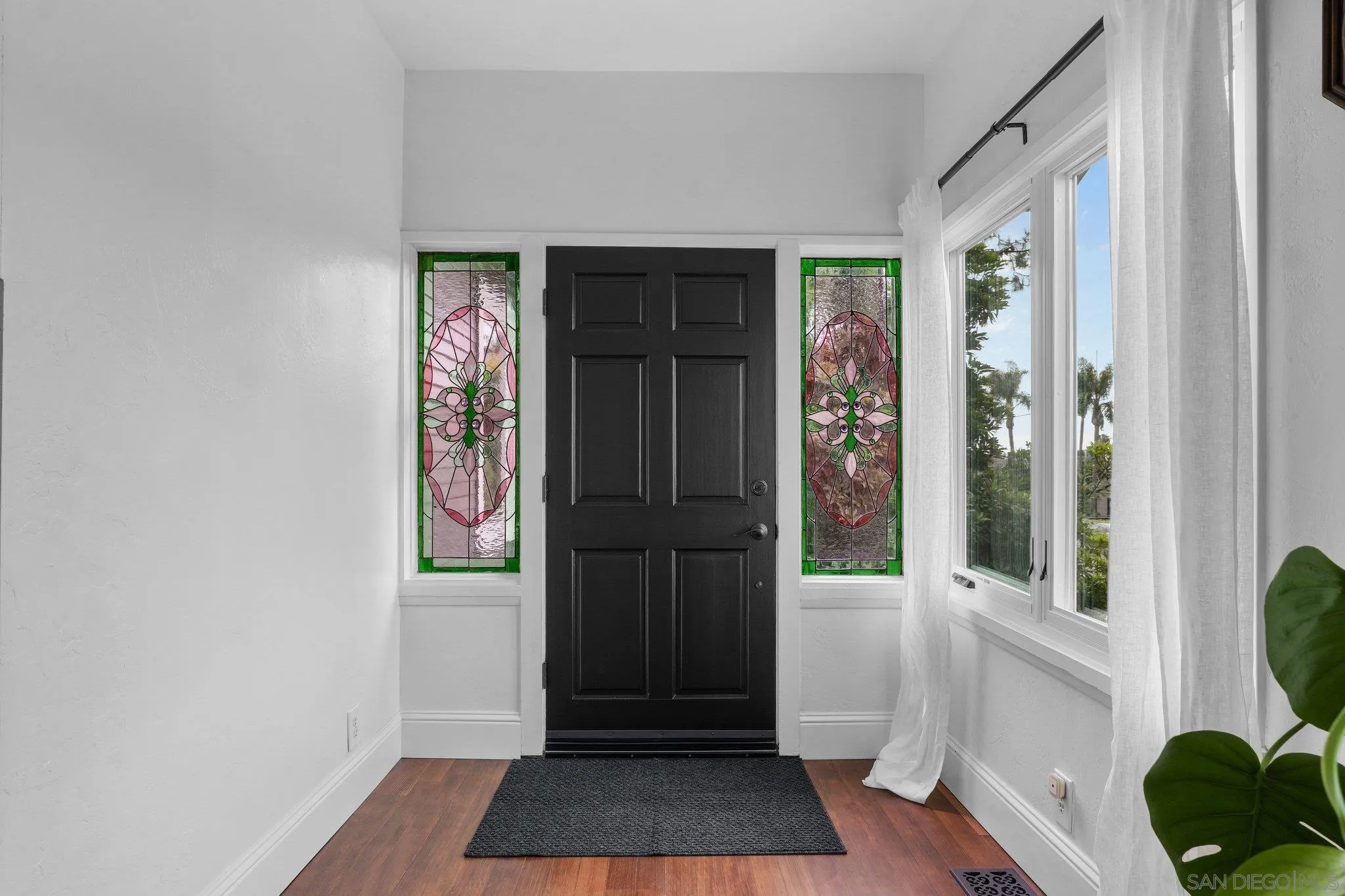 https://cdn.realtyfeed.com/cdn/127/260010509/e42d163c233aa2db30b6f5e7933cecad.webp