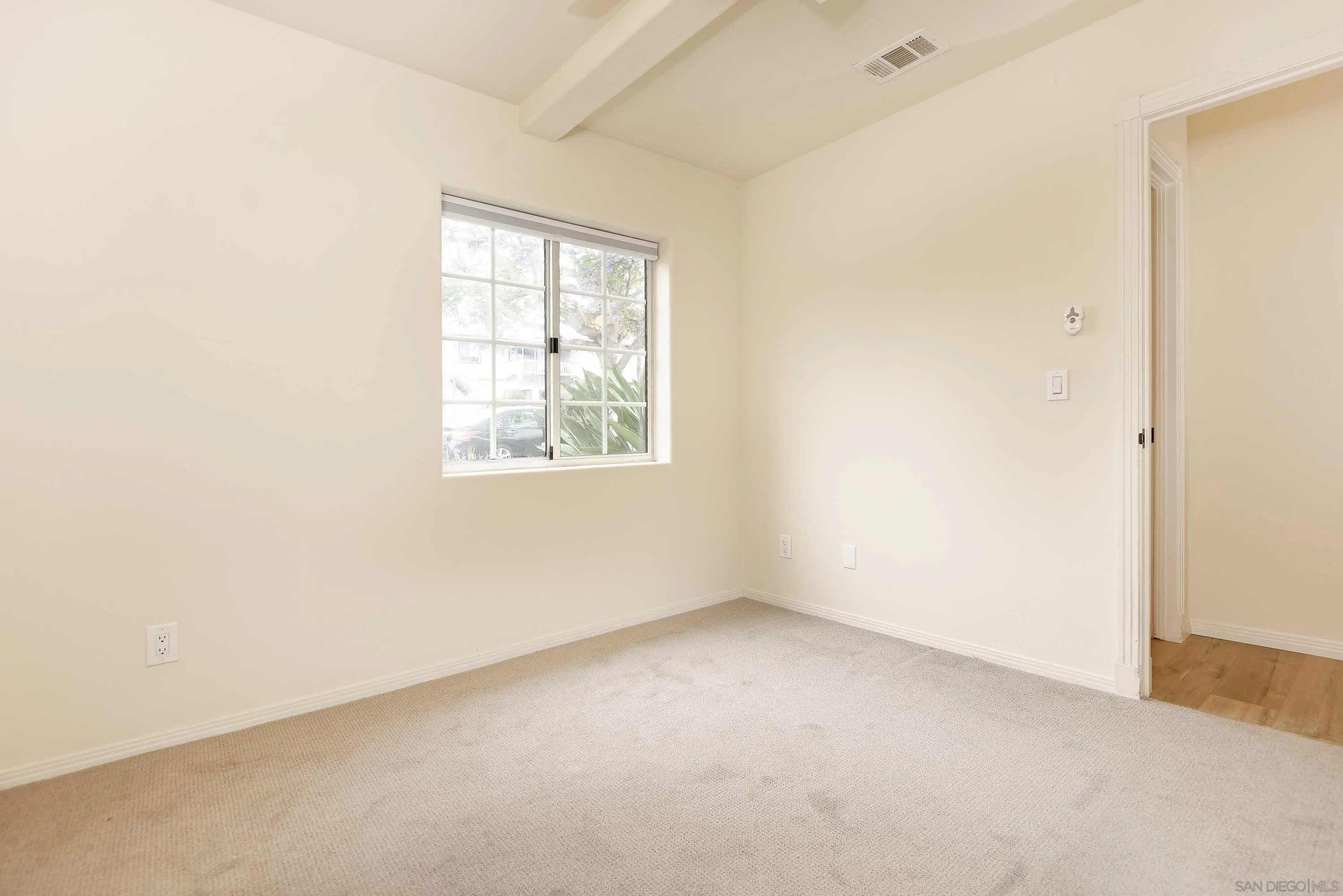 Photo #14: 260010510 Listing: Photo #14