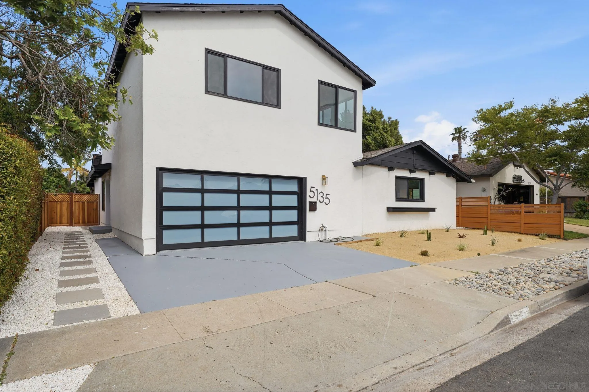 https://cdn.realtyfeed.com/cdn/127/260010512/3af8b0bf930abdb4049974f577376b9e.webp