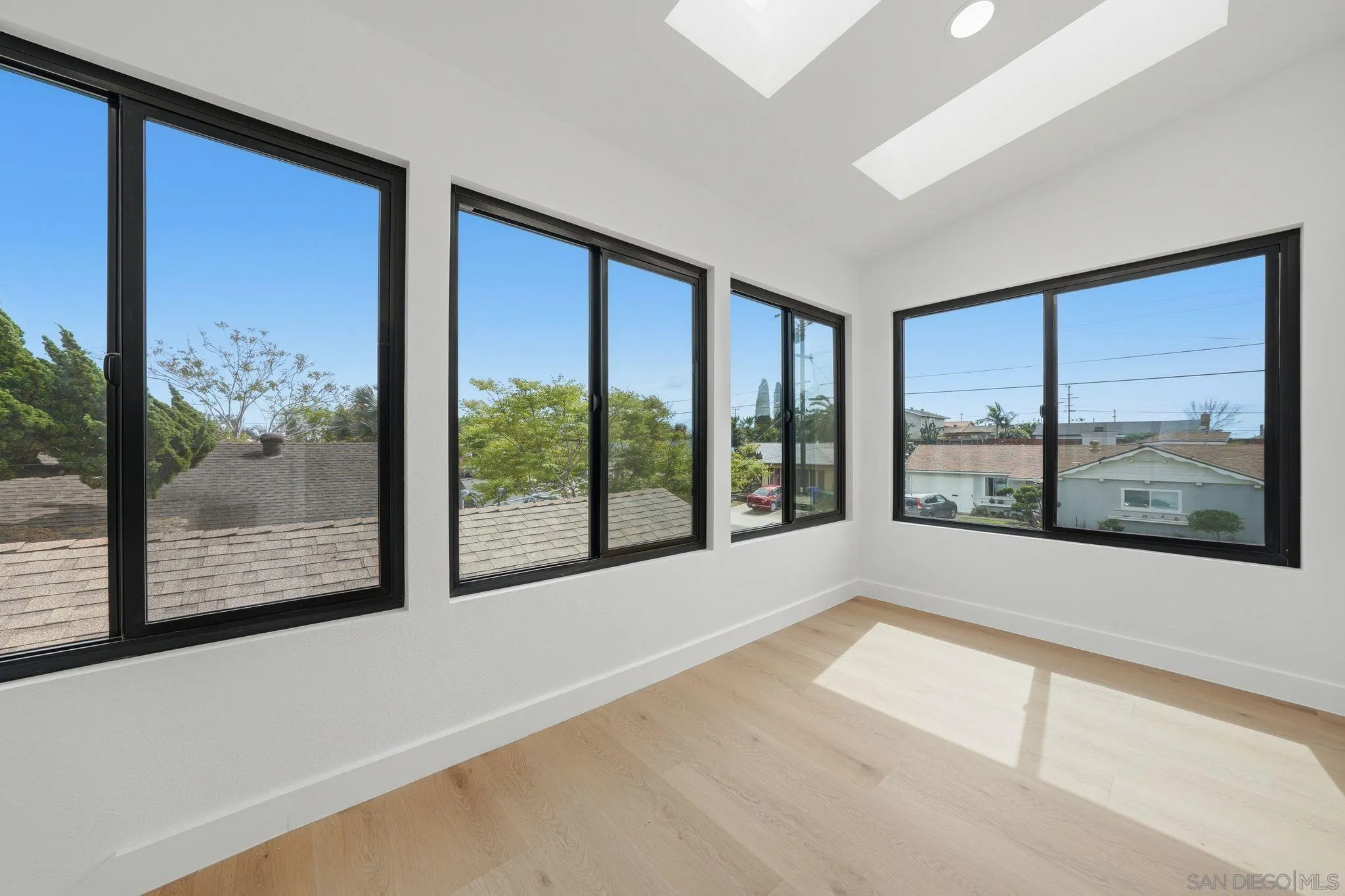 https://cdn.realtyfeed.com/cdn/127/260010512/4d3283fc67e3fad1810ffc01686693f5.webp