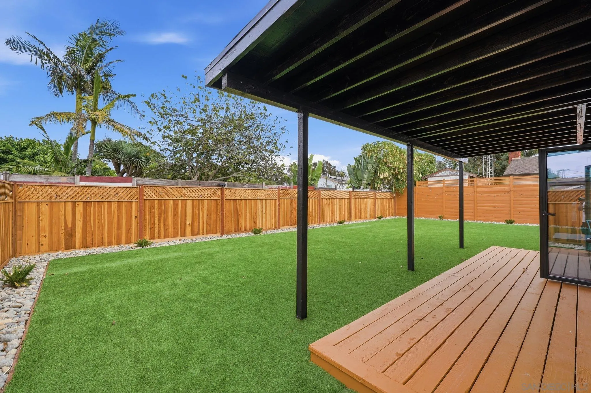 https://cdn.realtyfeed.com/cdn/127/260010512/a1735511763d73e01b98f037479ddb57.webp