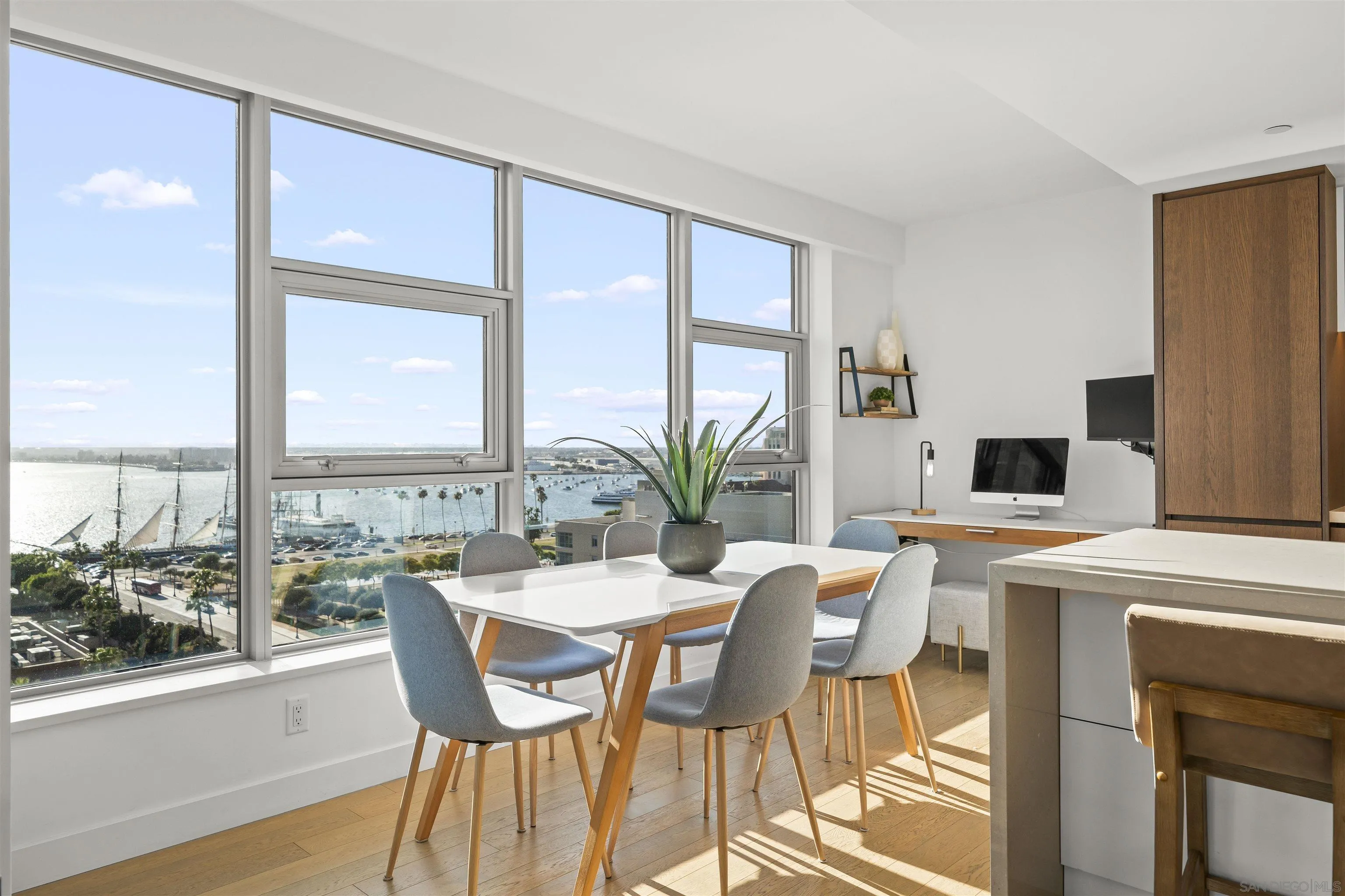 https://cdn.realtyfeed.com/cdn/127/260010513/39f2079e08014ec5be7be14c4e28c1a5.webp