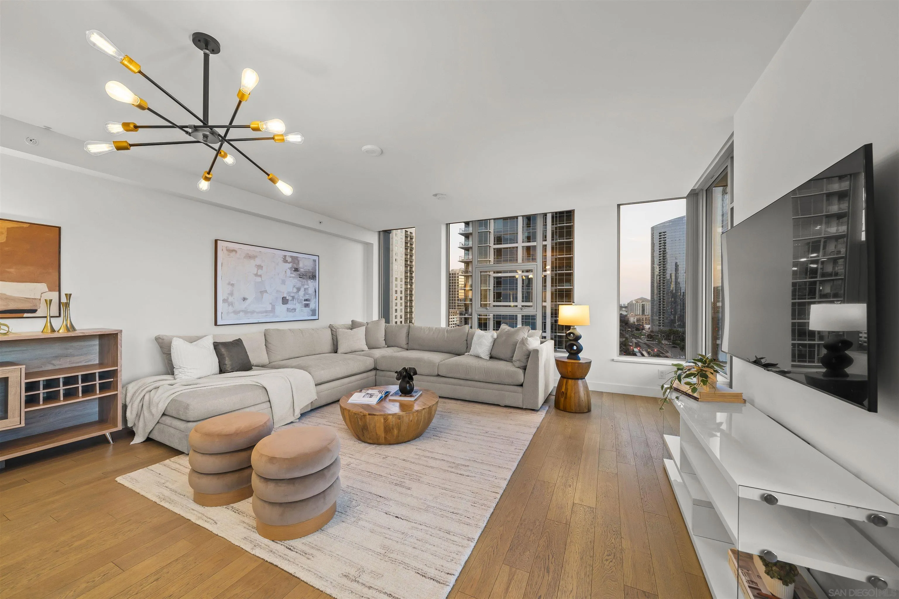 https://cdn.realtyfeed.com/cdn/127/260010513/413aa05622638b77f78a1e1ee121ce3b.webp