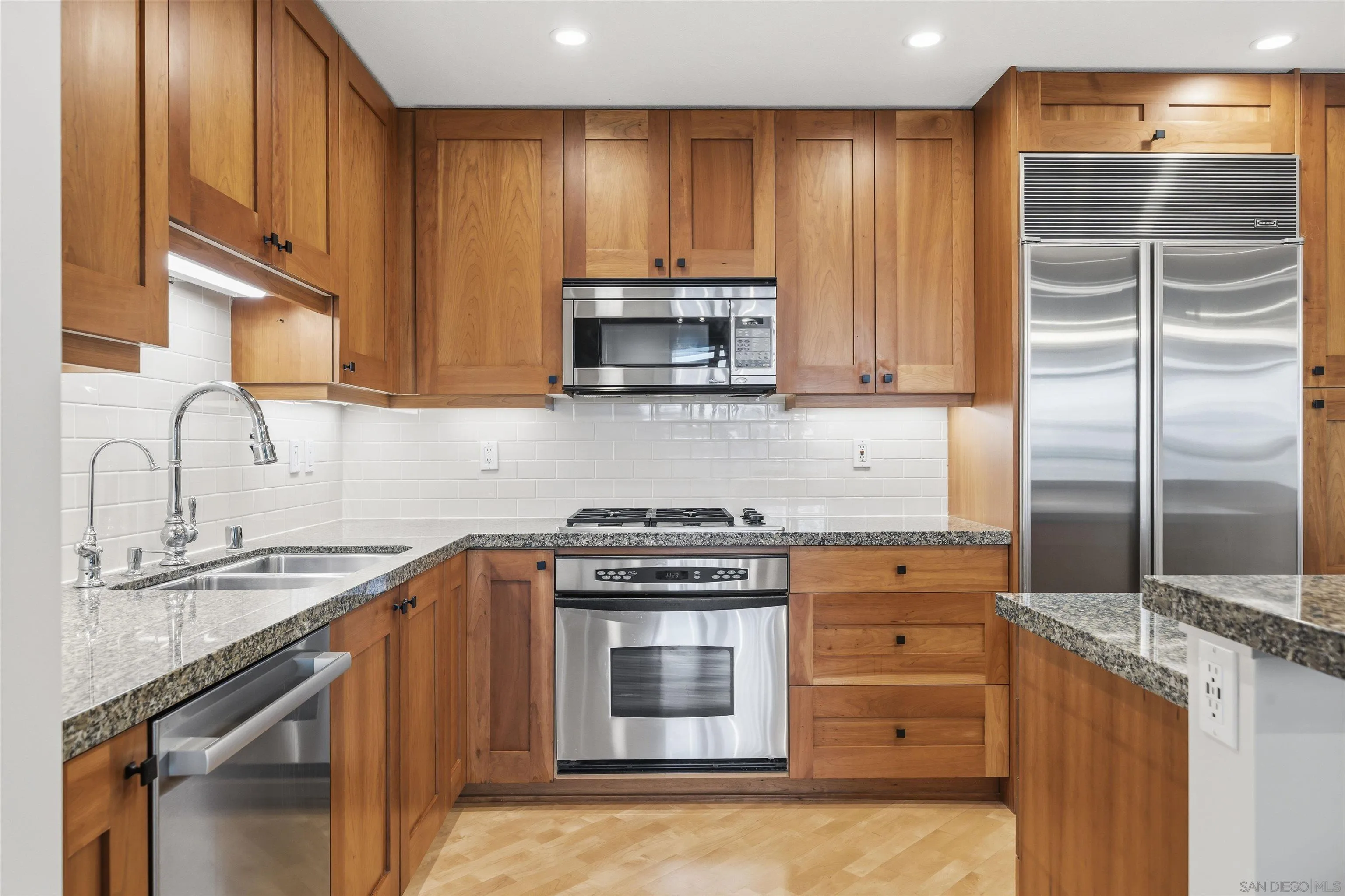 Photo #6: 260010515 Listing: Photo #6