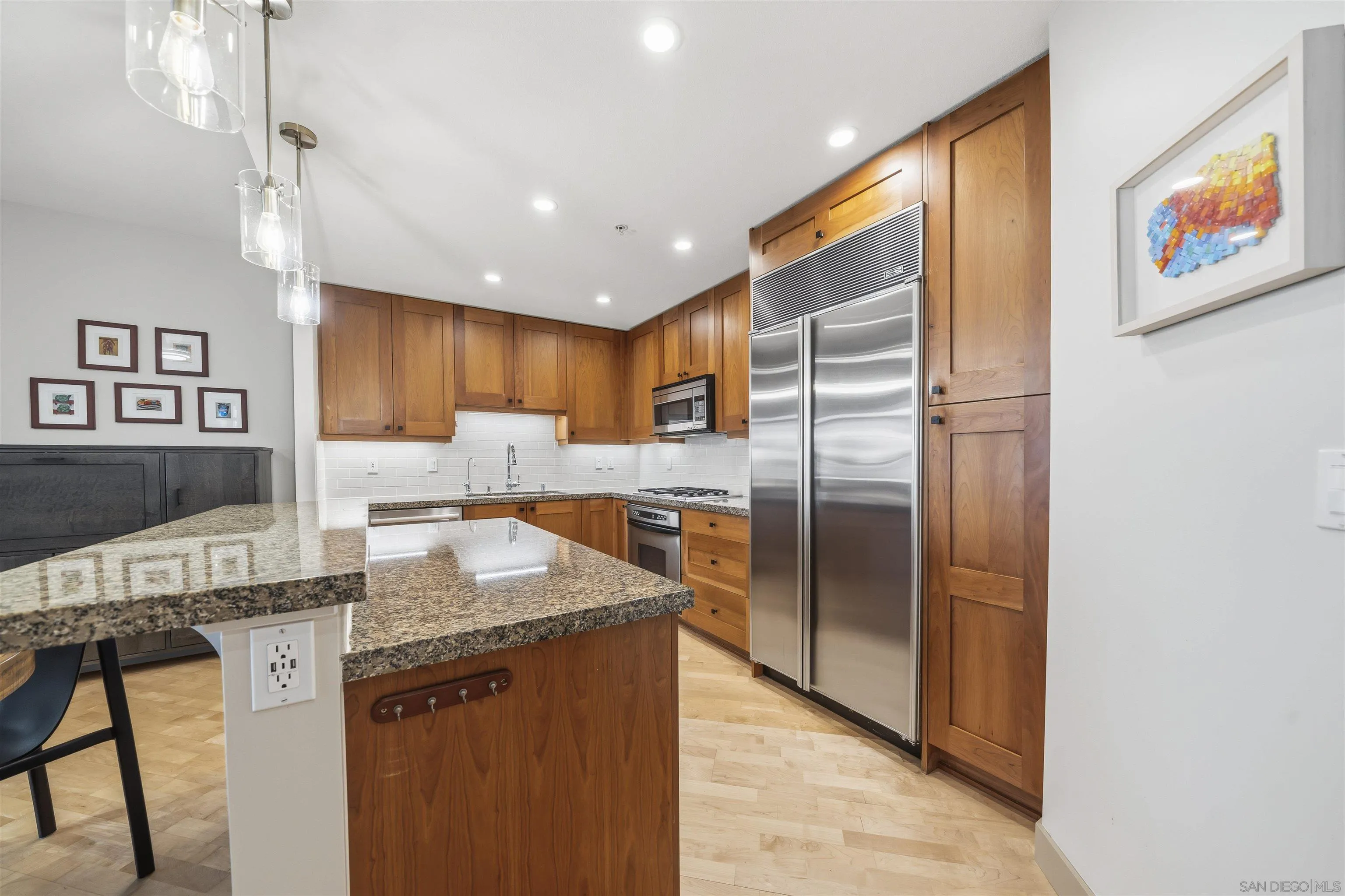 Photo #7: 260010515 Listing: Photo #7