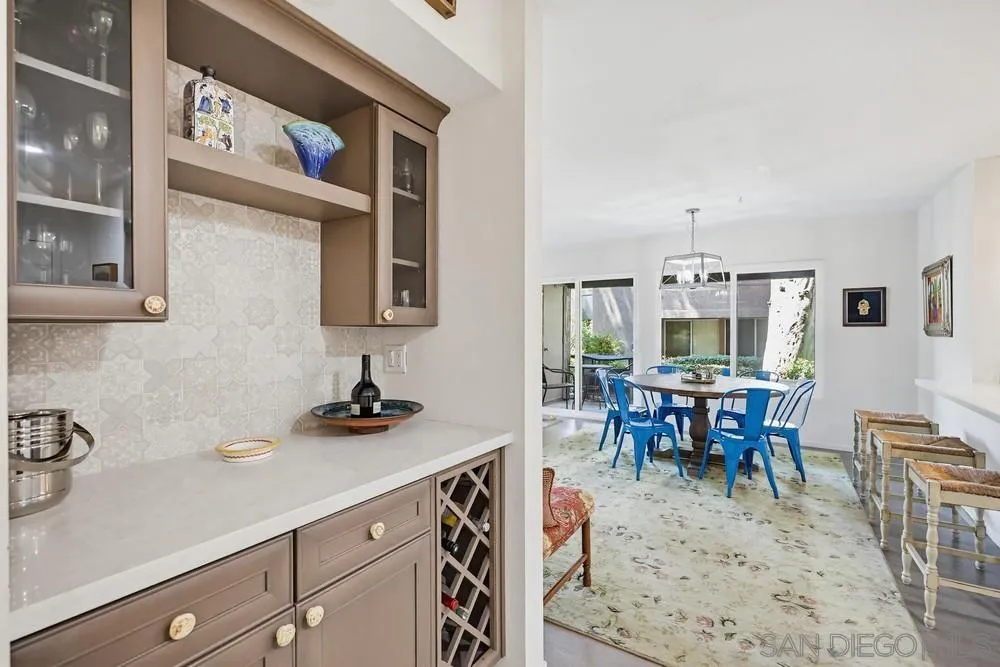 Photo #10: 260010517 Listing: Photo #10