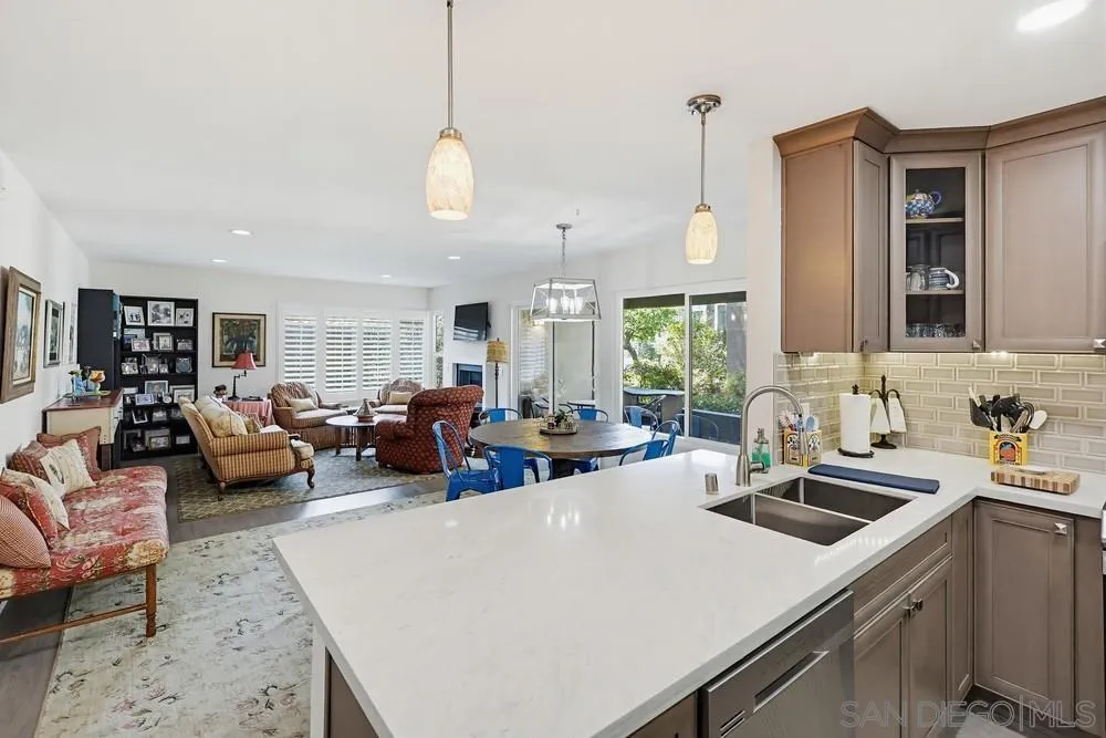Photo #1: 260010517 Listing: Photo #1