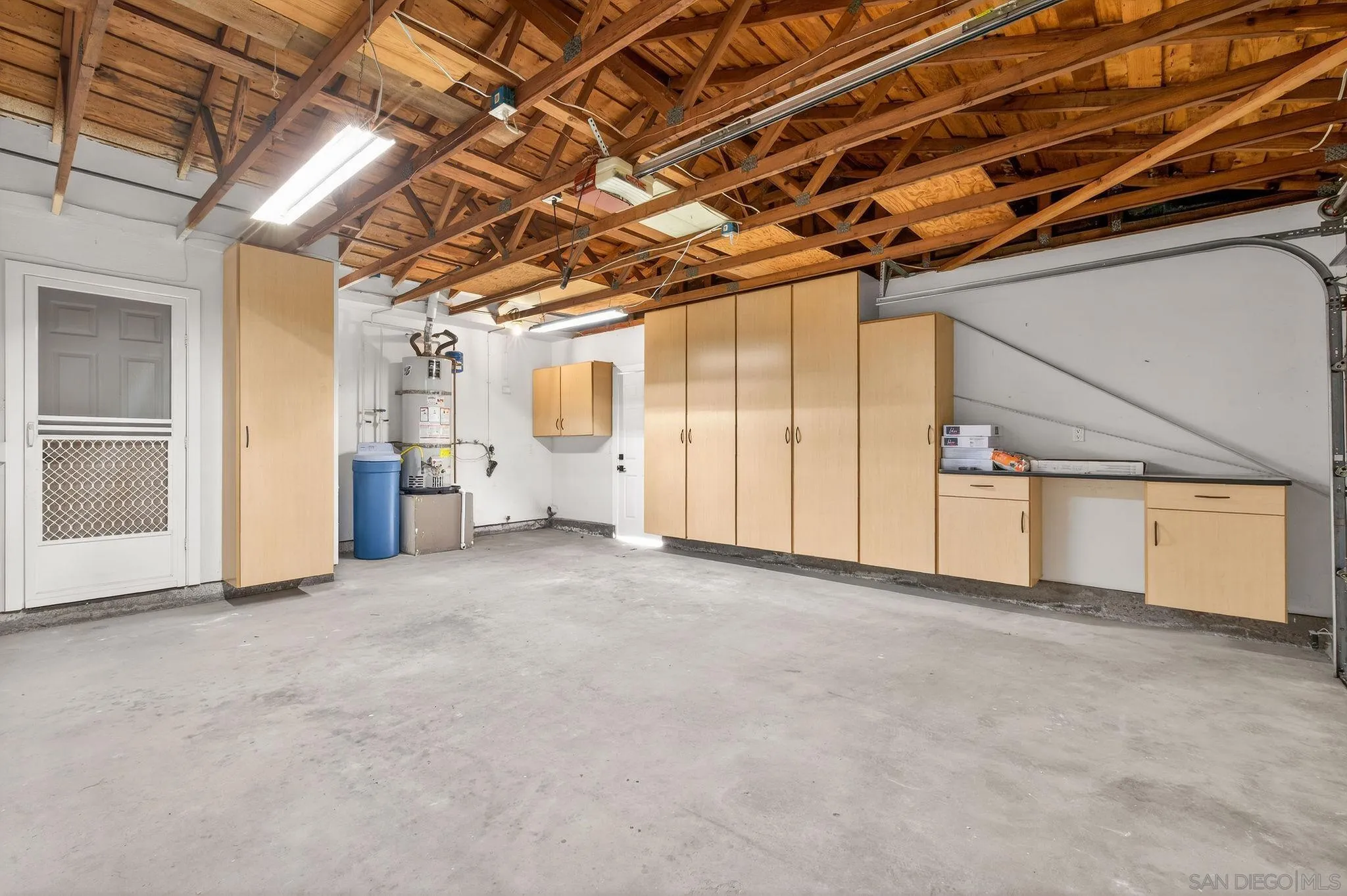 https://cdn.realtyfeed.com/cdn/127/260010519/251fcabca4615359cb88ebf9f2e8c735.webp