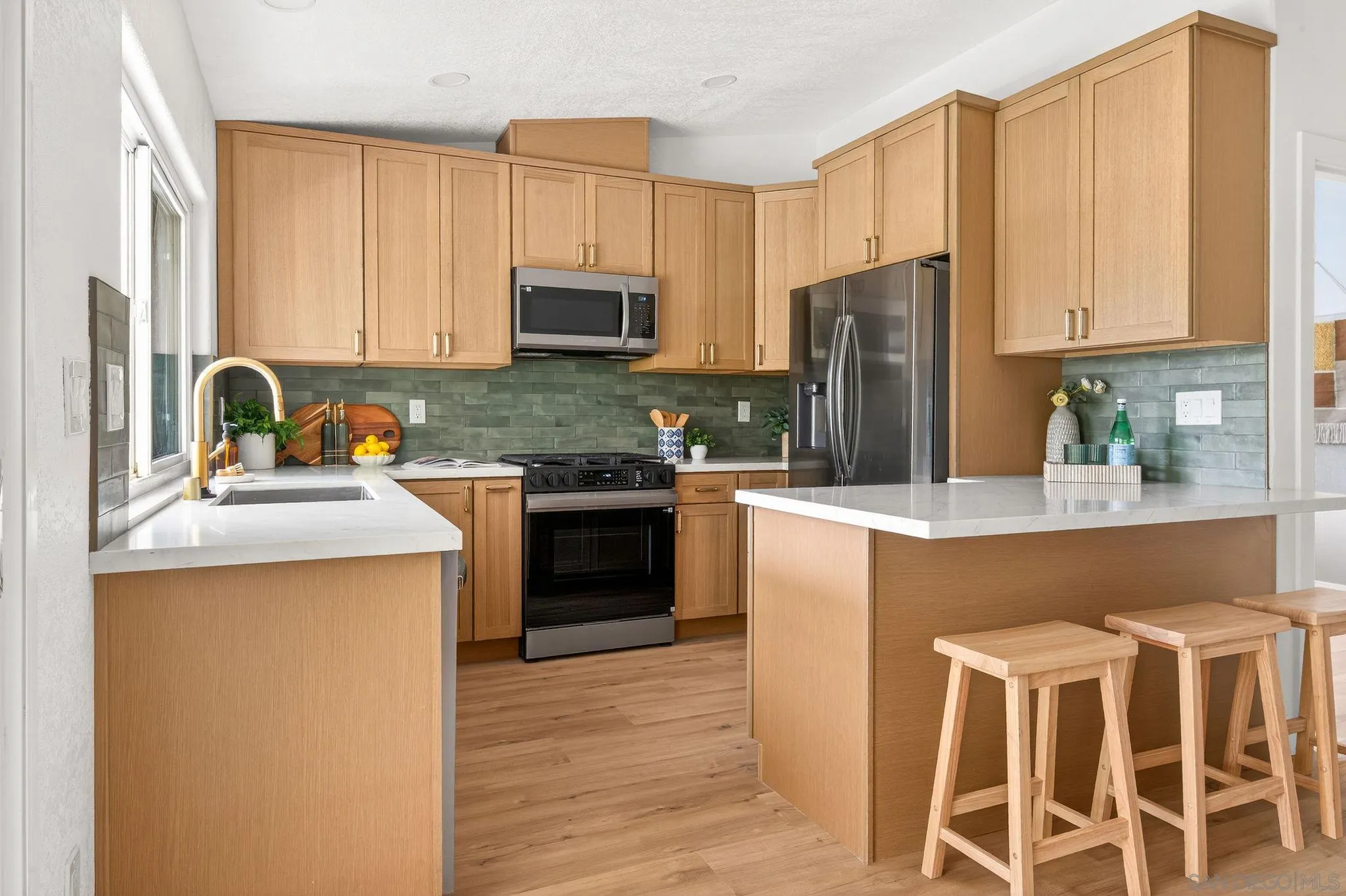 https://cdn.realtyfeed.com/cdn/127/260010519/5e383d3fa1e2f1d325398df5a0b2614f.webp