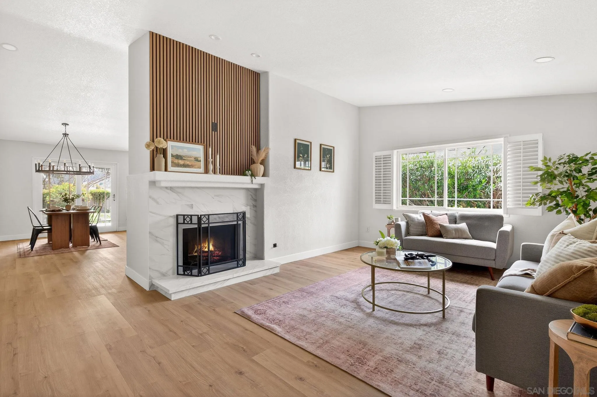 https://cdn.realtyfeed.com/cdn/127/260010519/5fdd4c84148ceba7b8ad469f4e1fffad.webp