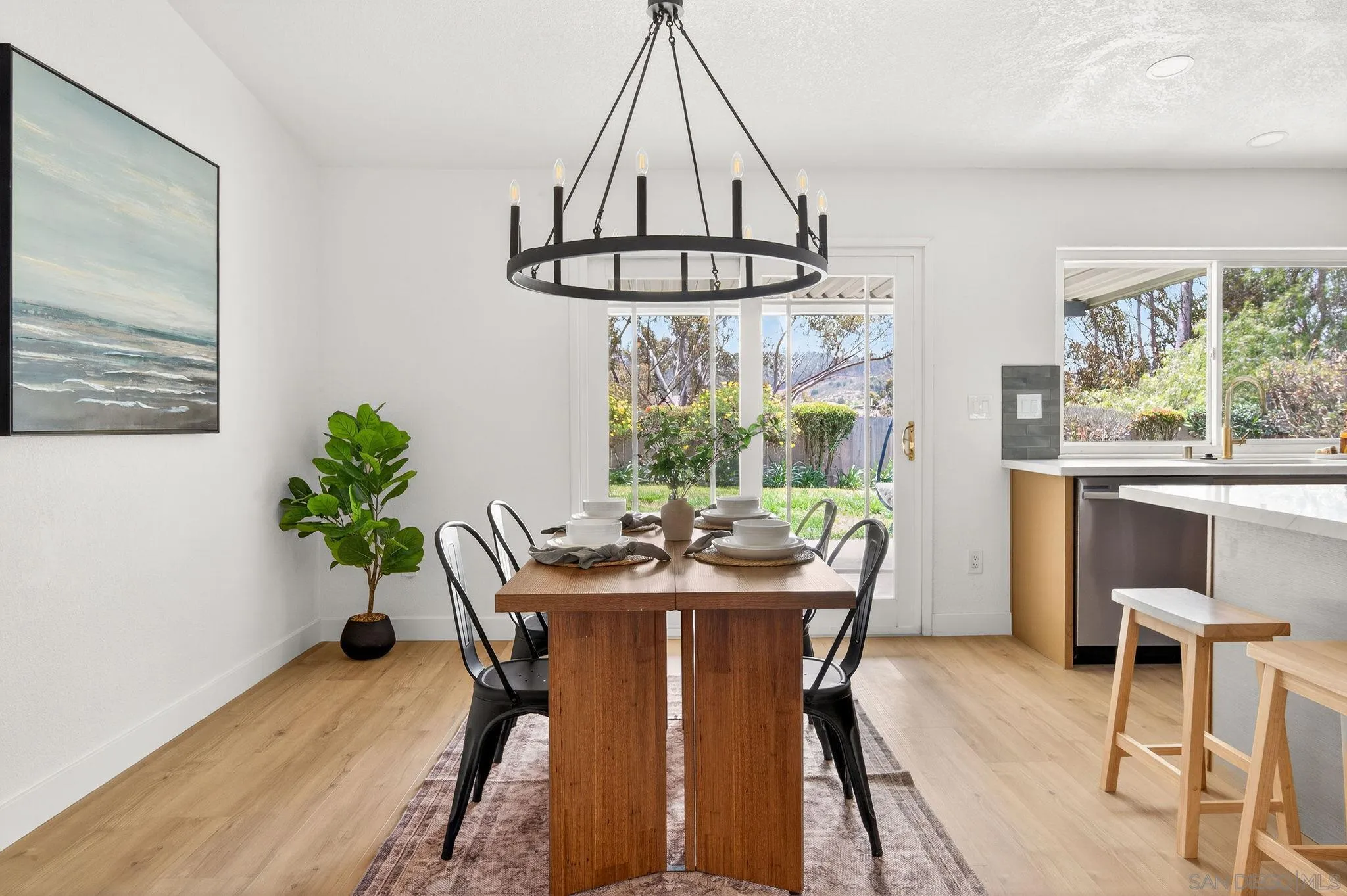 https://cdn.realtyfeed.com/cdn/127/260010519/93bcf1cd3a65e66e77e9b7a234ec4bea.webp
