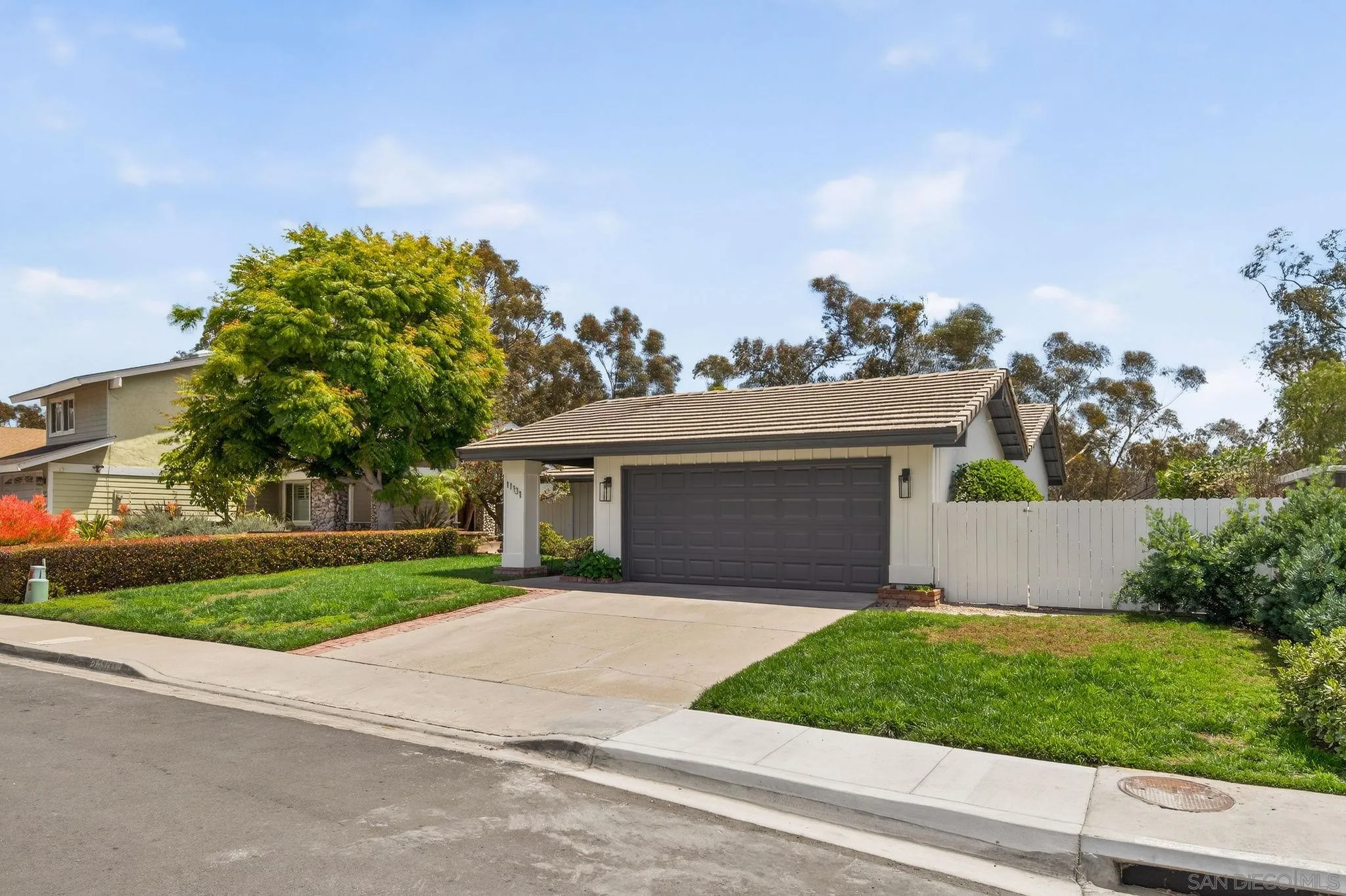 https://cdn.realtyfeed.com/cdn/127/260010519/9b8608502a255d4c1f5baccb75964eaa.webp