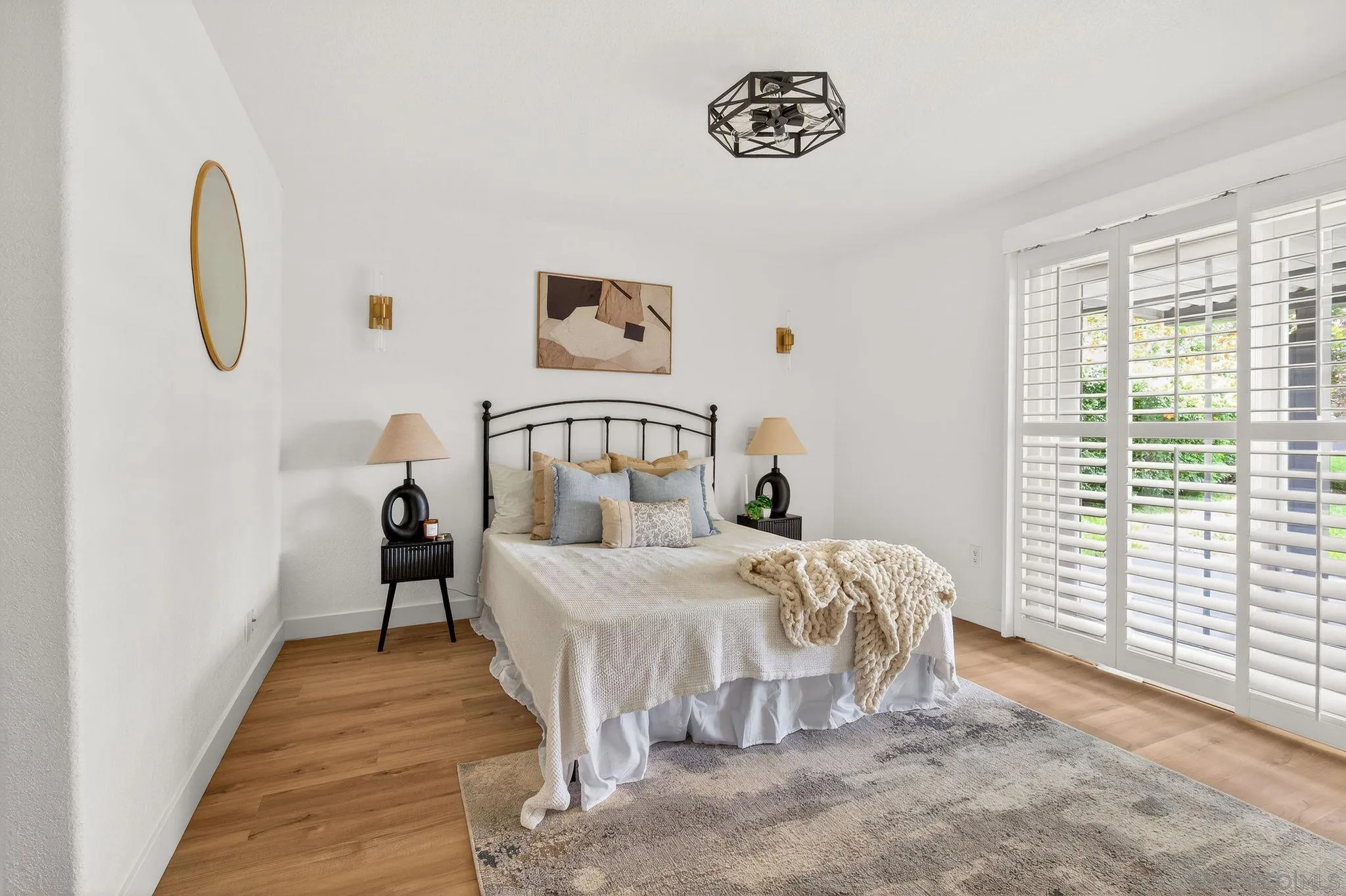https://cdn.realtyfeed.com/cdn/127/260010519/e79b322b5aabf44f2a5def11fb36ff9c.webp