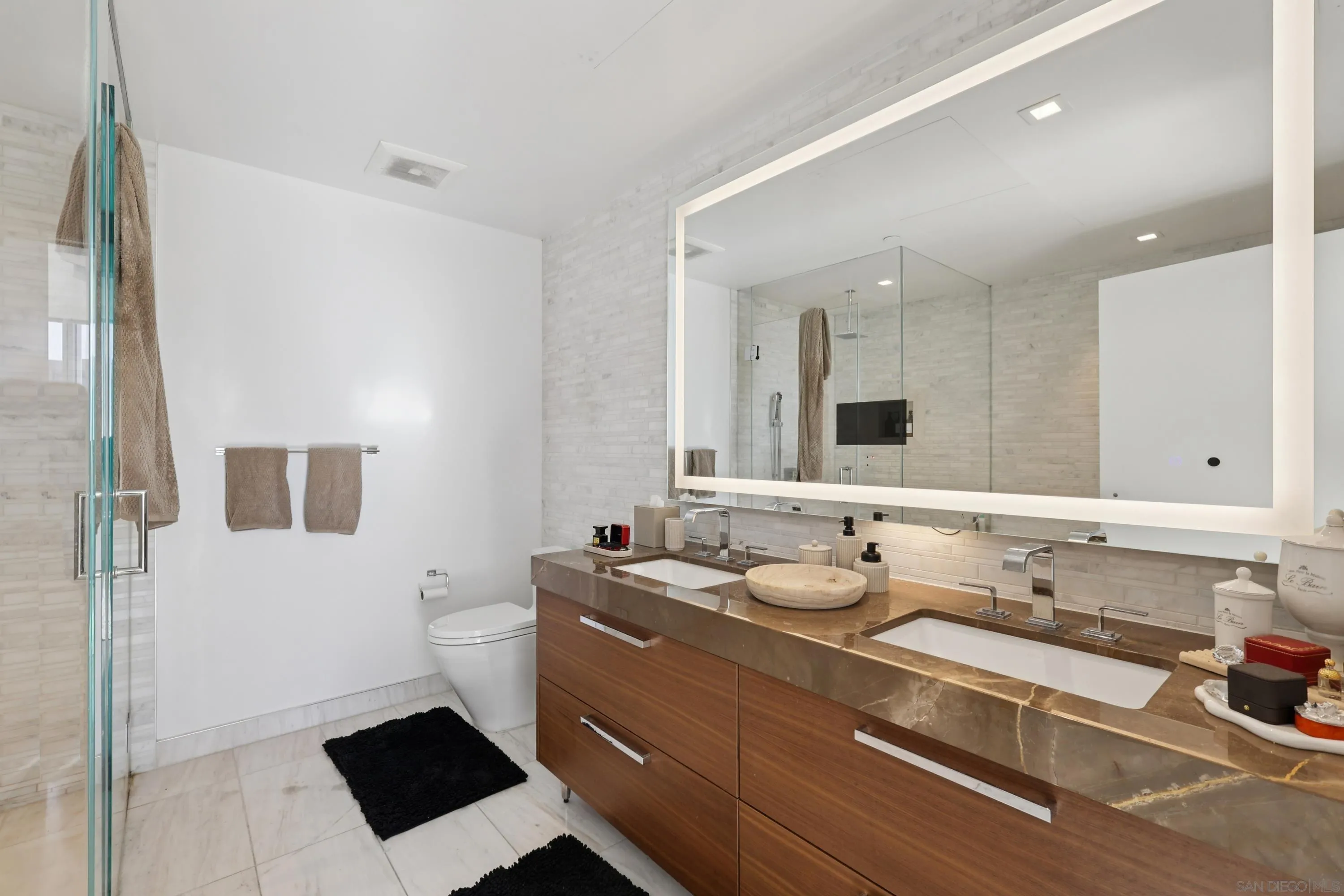 Photo #18: 260010520 Listing: Photo #18