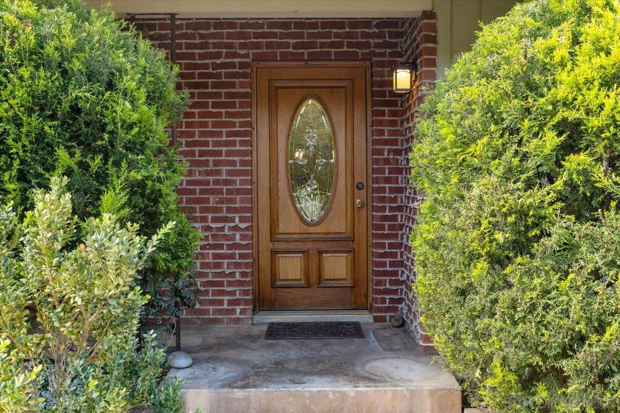 https://cdn.realtyfeed.com/cdn/127/260010526/ea47acd663d5a89e6aaa87b7c5863d12.webp